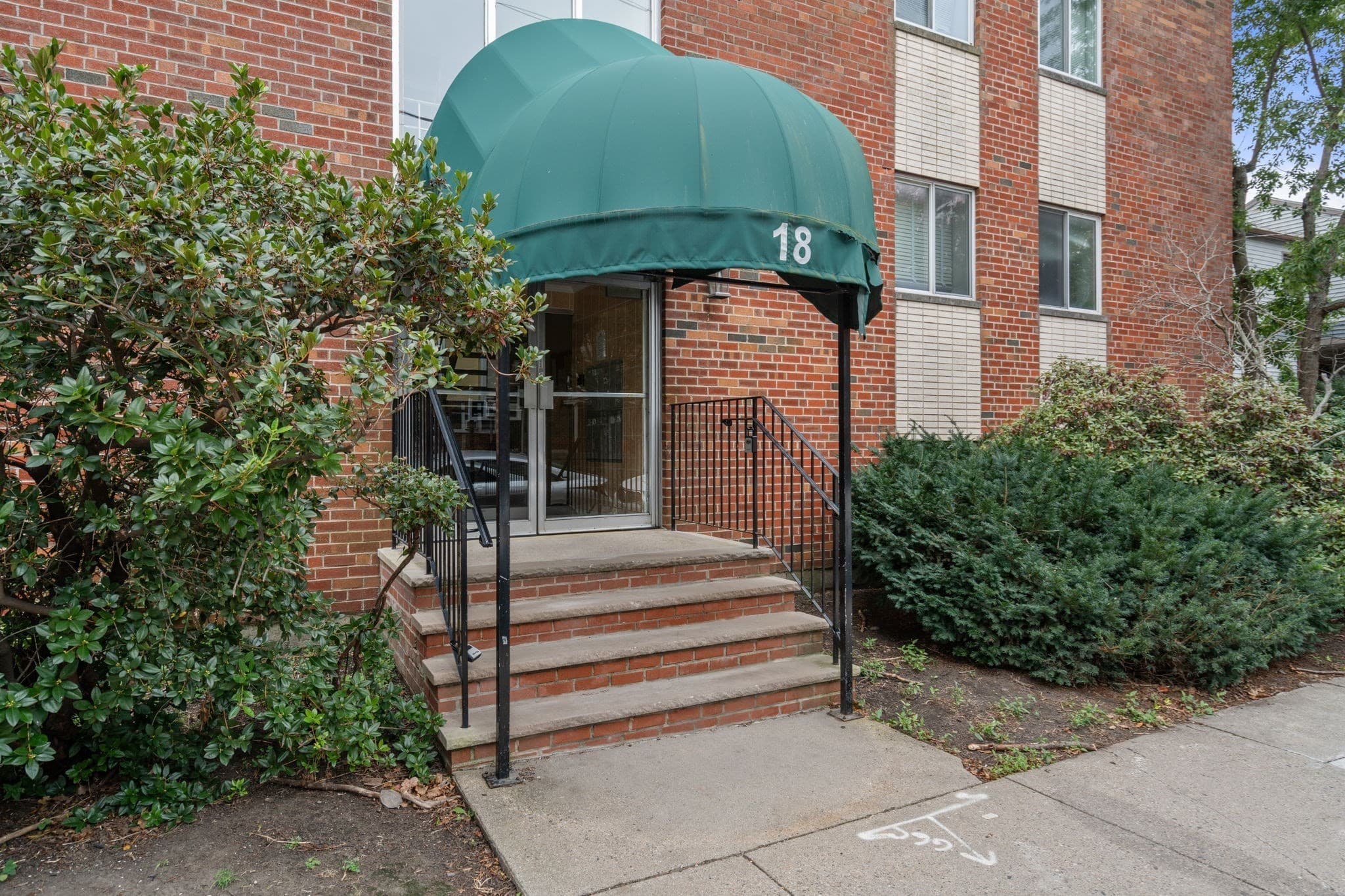Condominium at 18 Pond St # 1, Boston MA 02130, Boston, photo 4 of 21