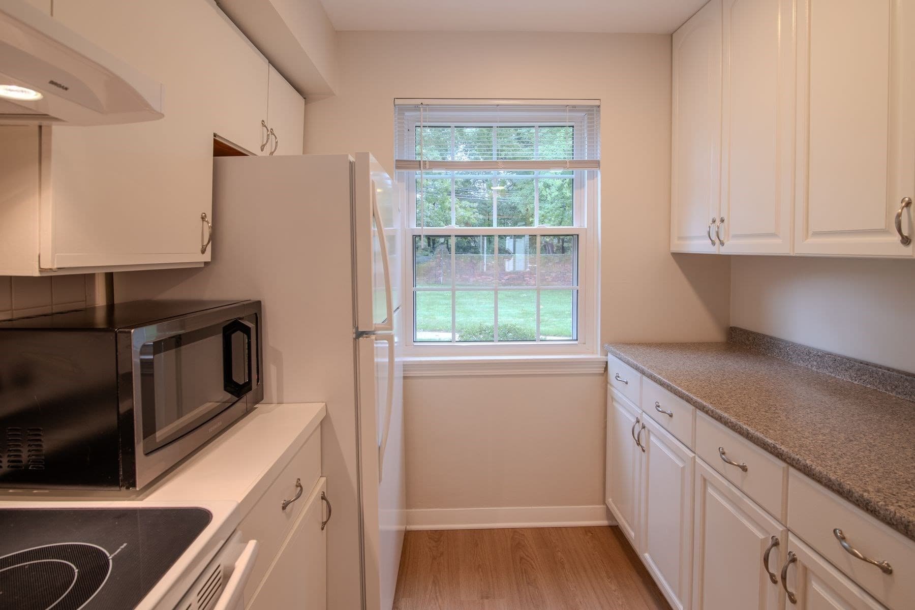 Condominium at 106 Windsor Drive # 106, Framingham MA 01701, Framingham, photo 10 of 22