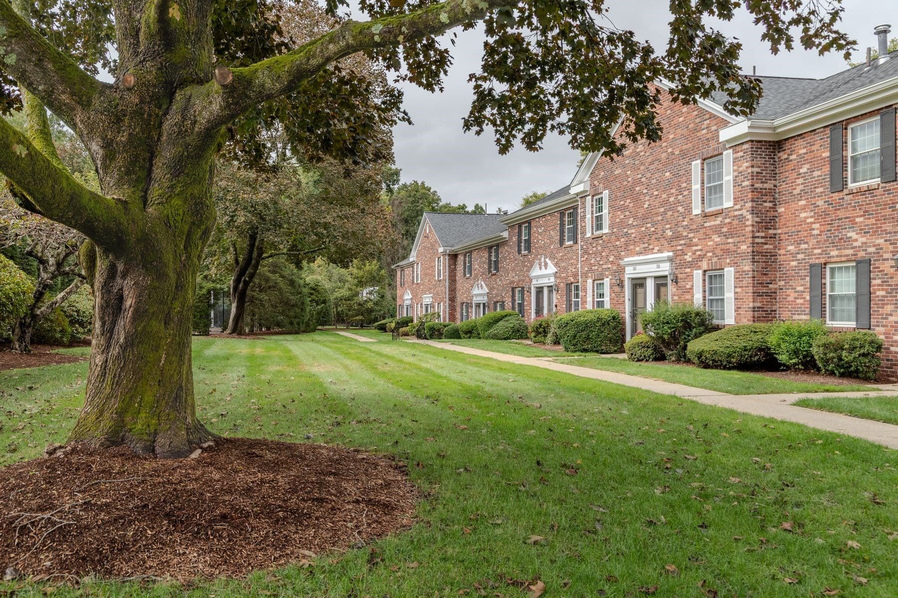 Condominium at 106 Windsor Drive # 106, Framingham MA 01701, Framingham, photo 18 of 22