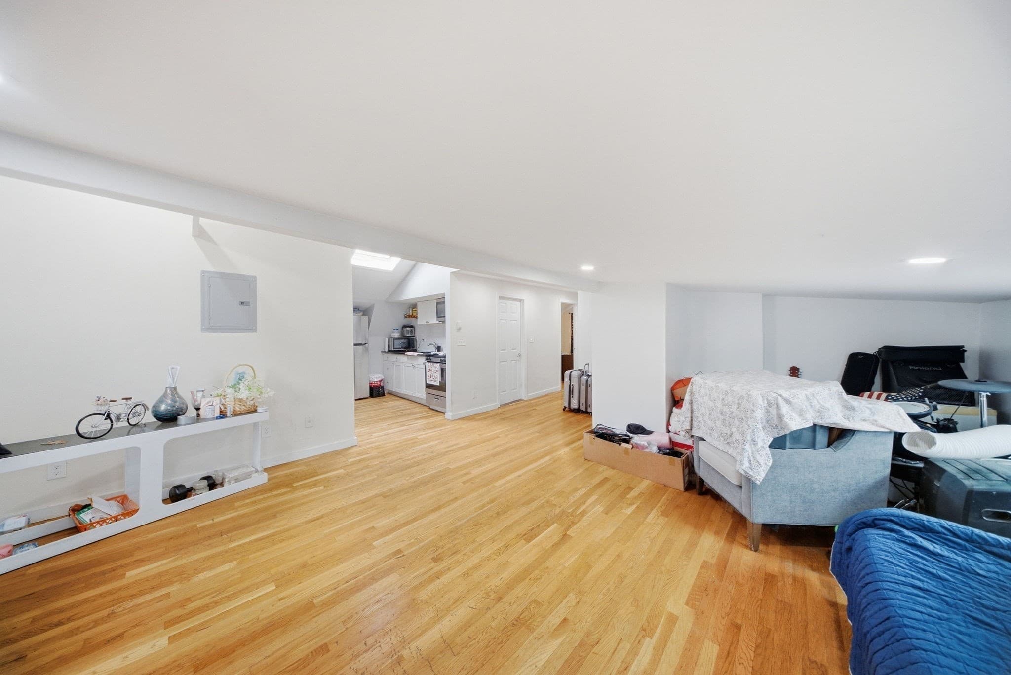 Multi Family at 831 N Shore Rd, Revere MA 02151, Revere, photo 11 of 31