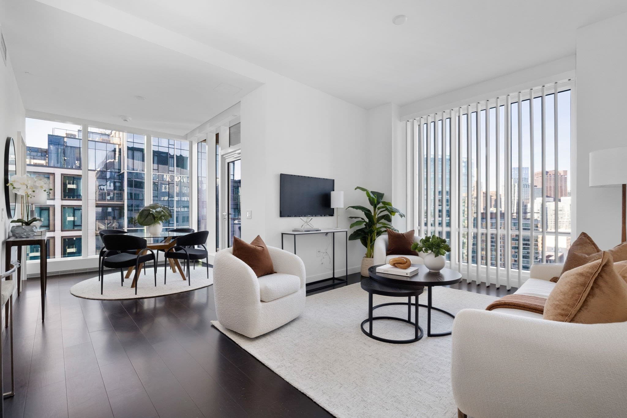 Condominium at 150 Seaport Blvd # 20B, Boston MA 02210, Boston, photo 2 of 28