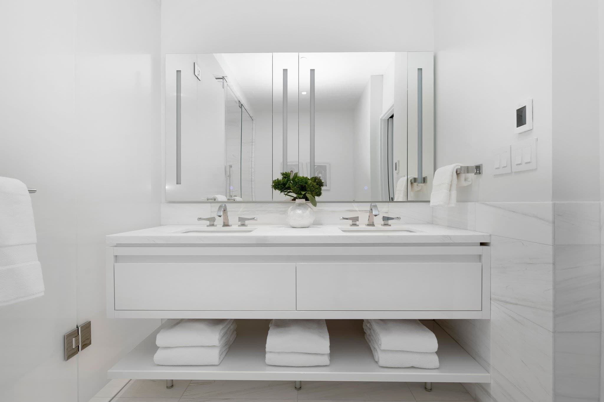 Condominium at 150 Seaport Blvd # 20B, Boston MA 02210, Boston, photo 14 of 28