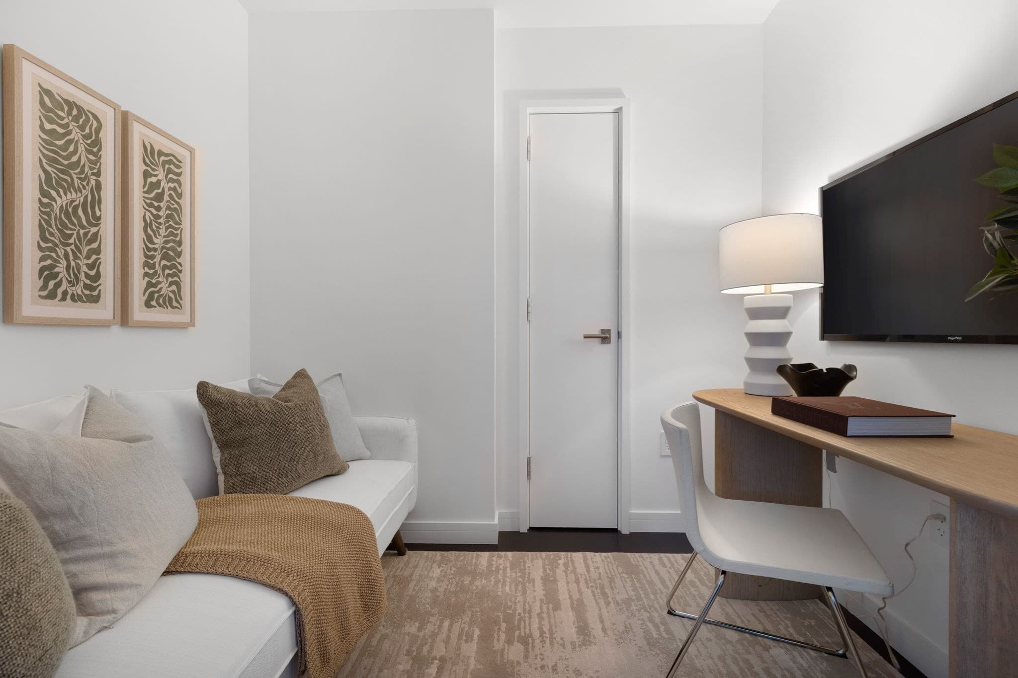 Condominium at 150 Seaport Blvd # 20B, Boston MA 02210, Boston, photo 11 of 28