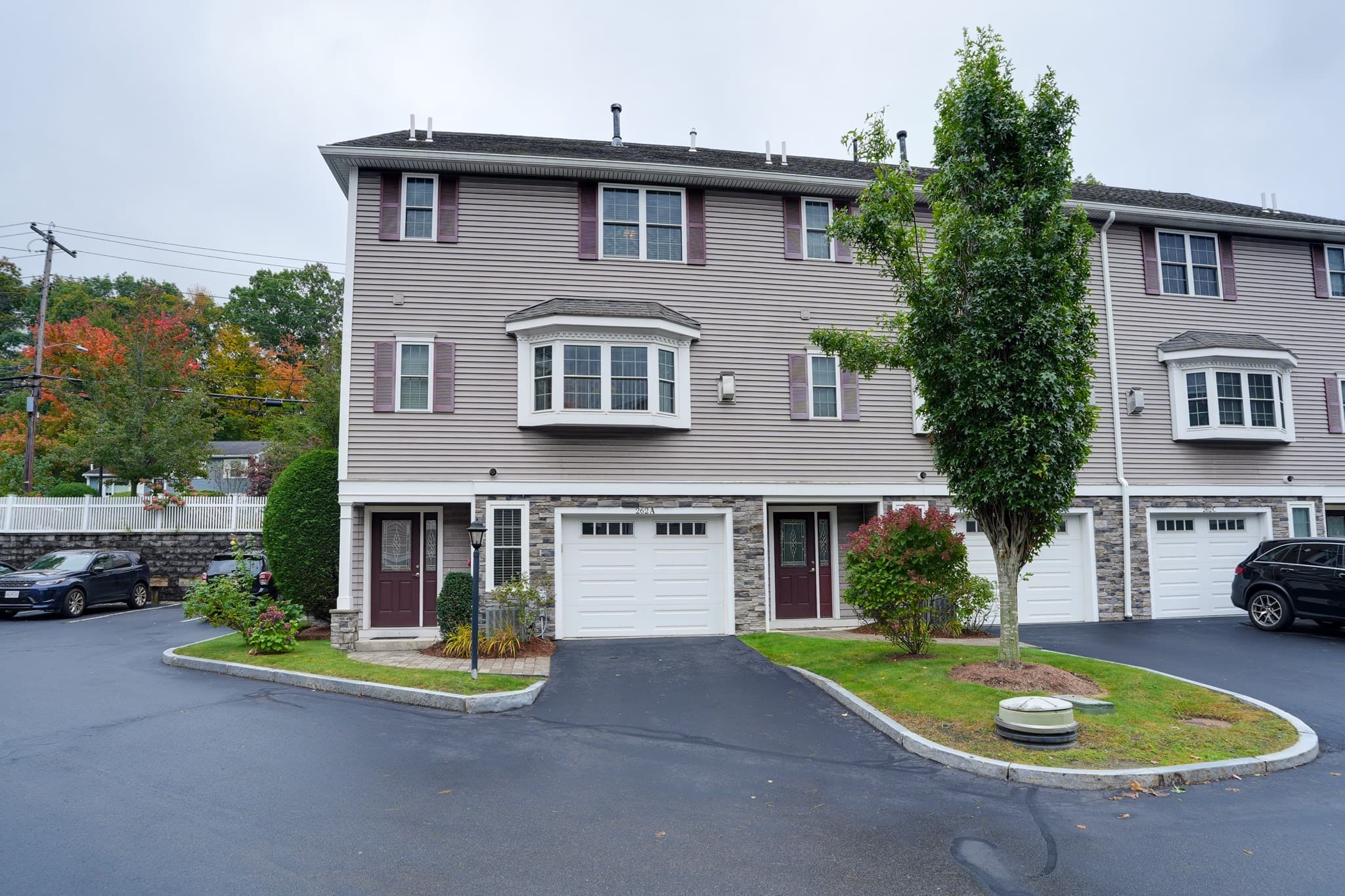 Condominium at 264 Winn Street Unit A, Burlington MA 01803, Burlington, photo 3 of 28