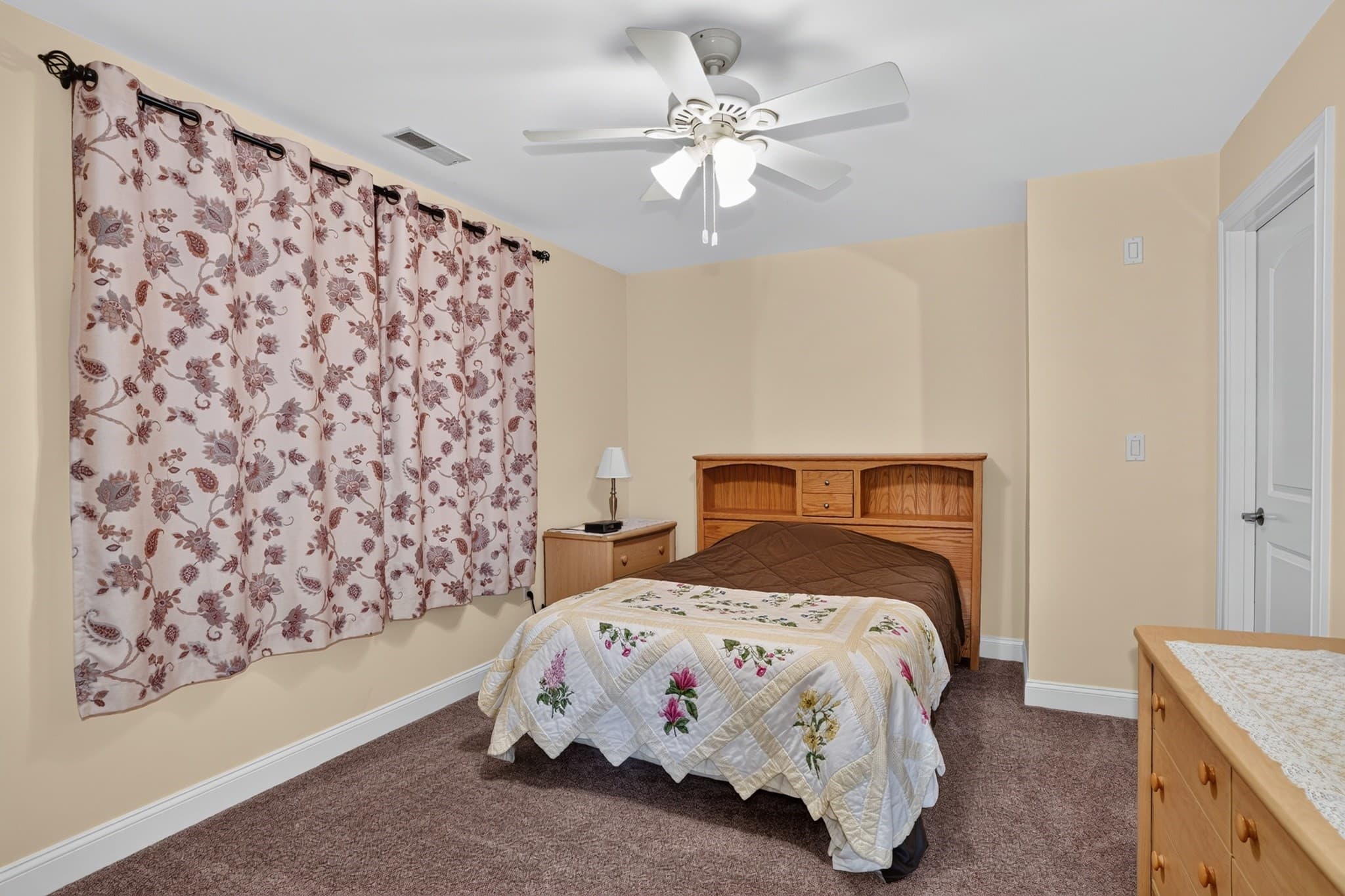 Condominium at 264 Winn Street Unit A, Burlington MA 01803, Burlington, photo 18 of 28