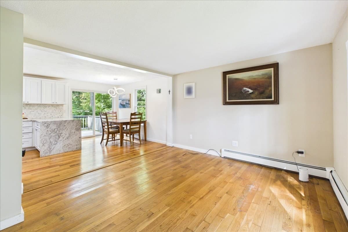 Single Family Residence at 37 Gooseberry Ln, Barnstable MA 02648, Barnstable, photo 5 of 23