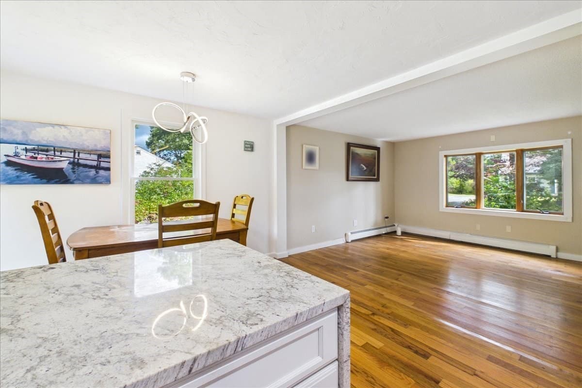 Single Family Residence at 37 Gooseberry Ln, Barnstable MA 02648, Barnstable, photo 9 of 23