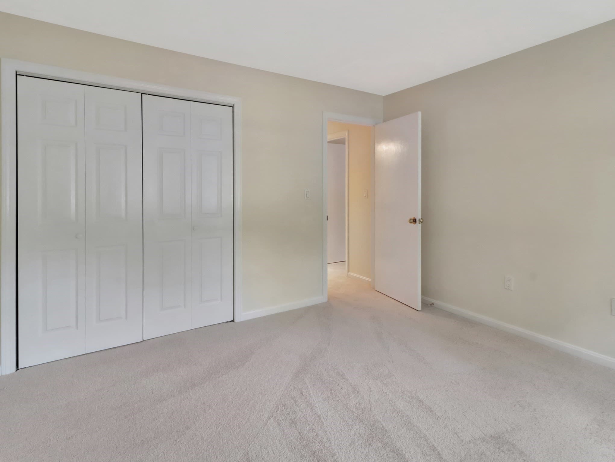 Condominium at 2406 Hockley Drive # 2406, Hingham MA 02043, Hingham, photo 16 of 30