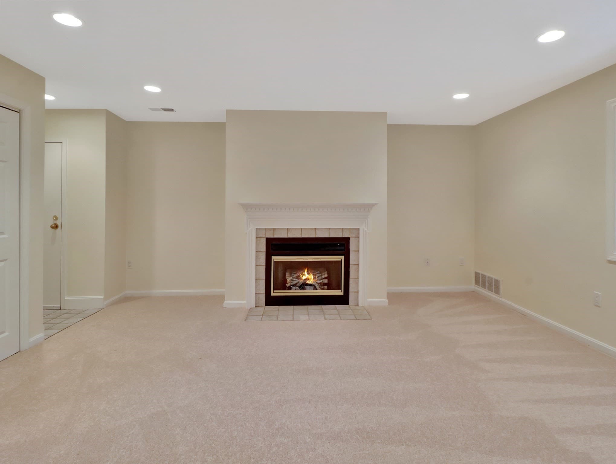 Condominium at 2406 Hockley Drive # 2406, Hingham MA 02043, Hingham, photo 12 of 30