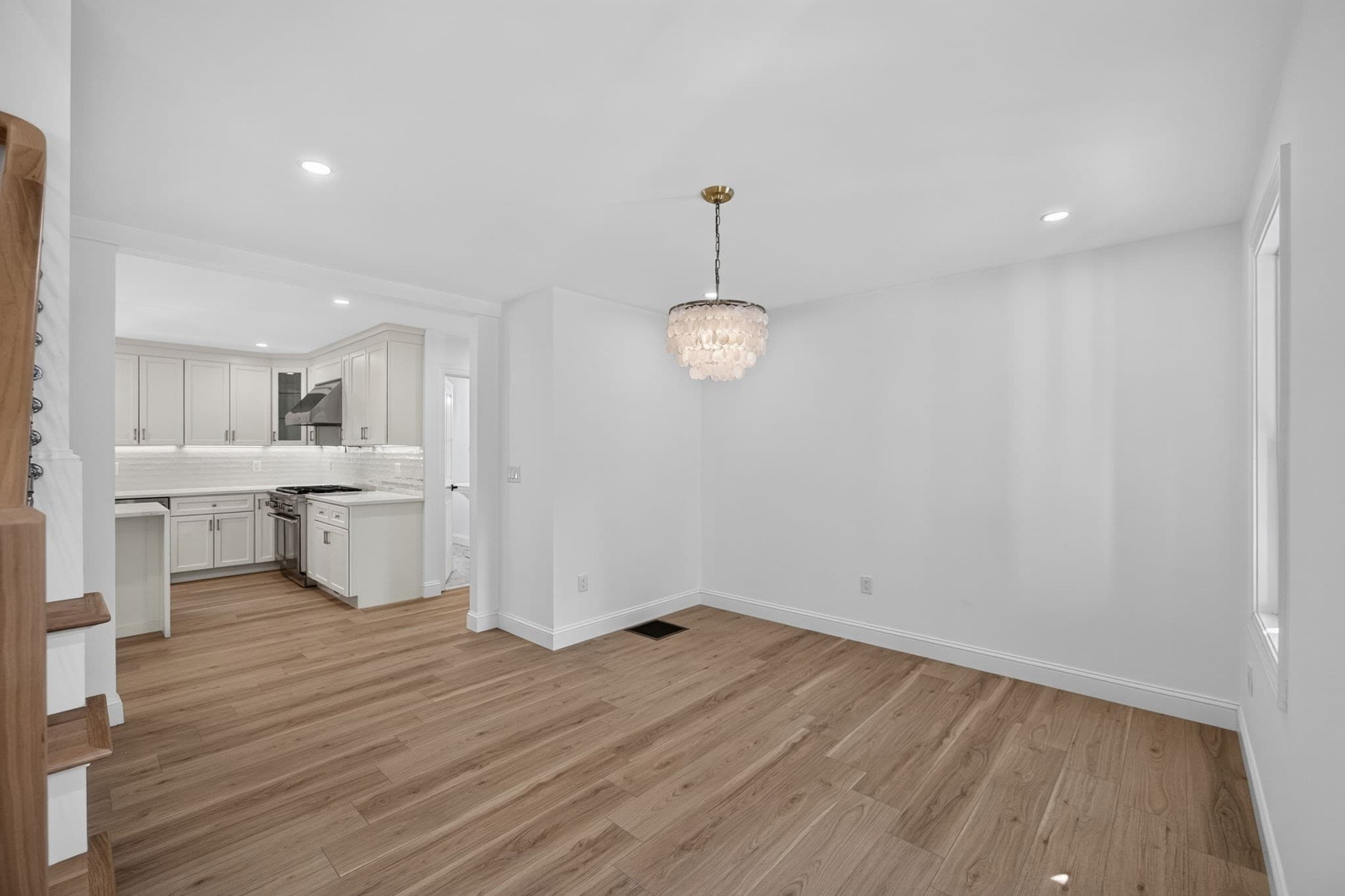 Single Family Residence at 9 Estrella Ln, Falmouth MA 02536, Falmouth, photo 11 of 42
