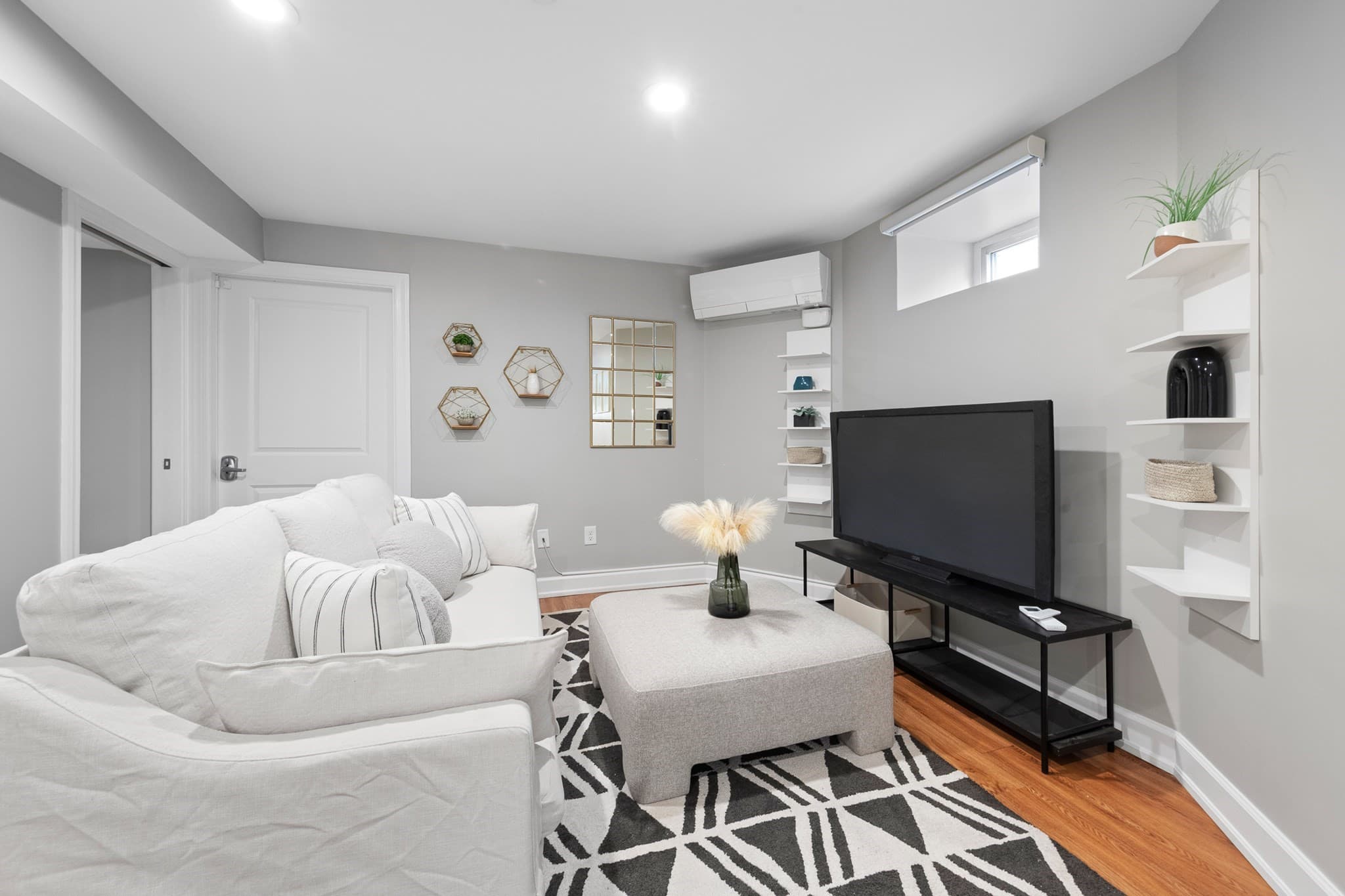 Condominium at 13 Laurel Street # 1, Arlington MA 02476, Arlington, photo 30 of 37