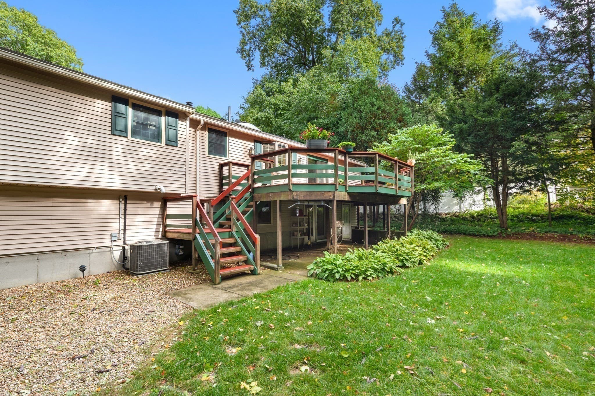 Single Family Residence at 42 Freeport Dr, Burlington MA 01803, Burlington, photo 26 of 38