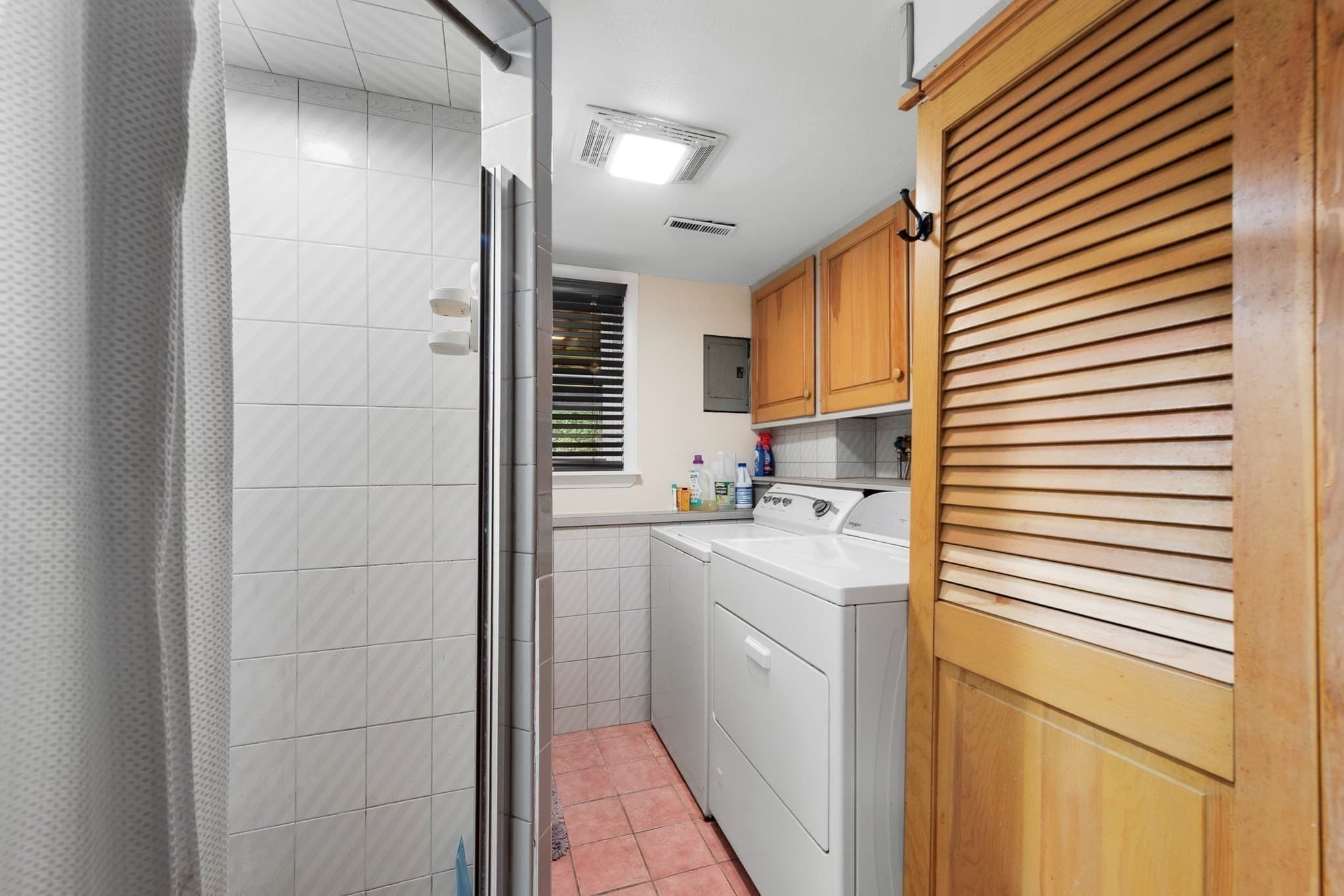 Single Family Residence at 42 Freeport Dr, Burlington MA 01803, Burlington, photo 22 of 38