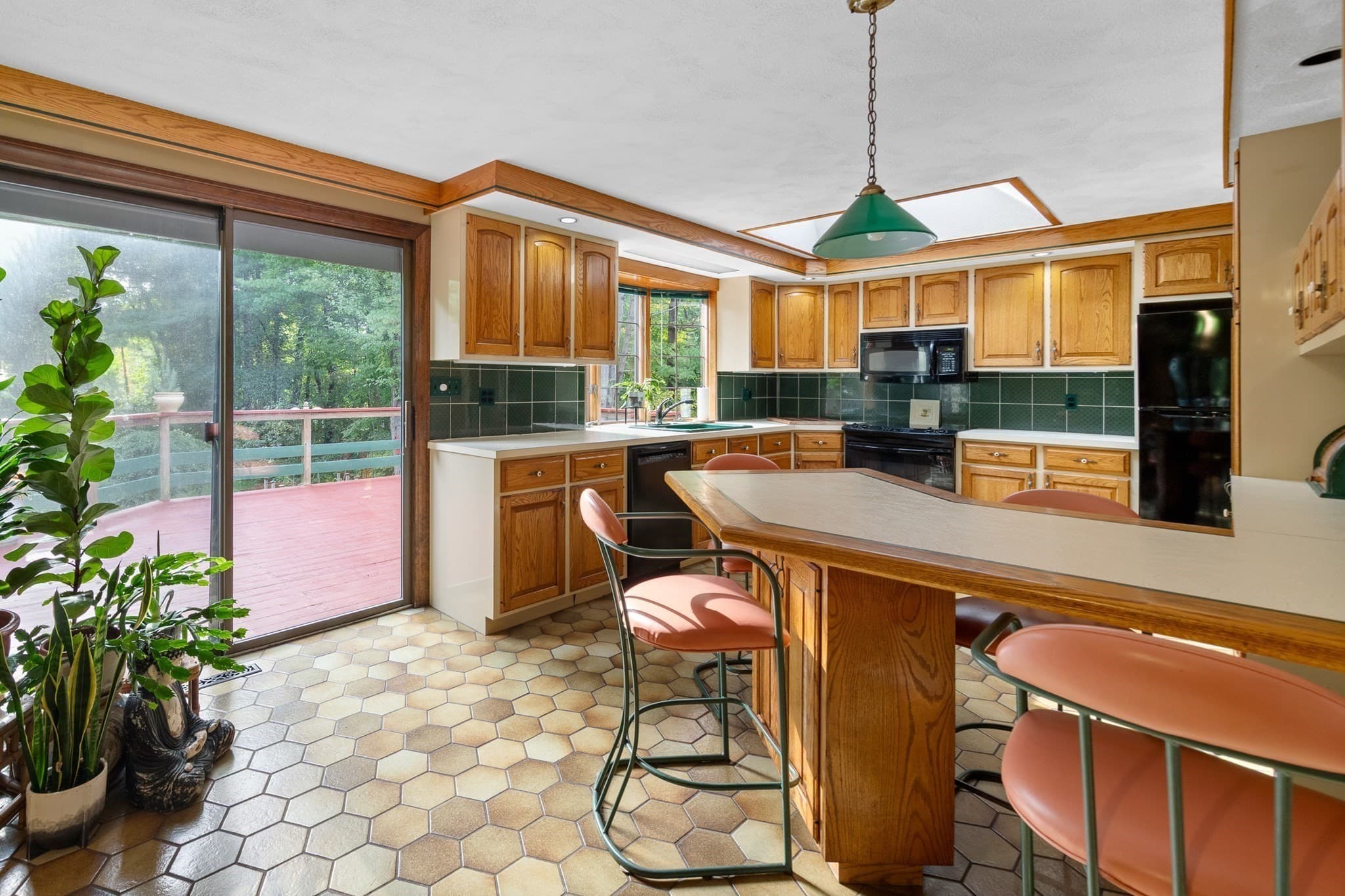 Single Family Residence at 42 Freeport Dr, Burlington MA 01803, Burlington, photo 7 of 38