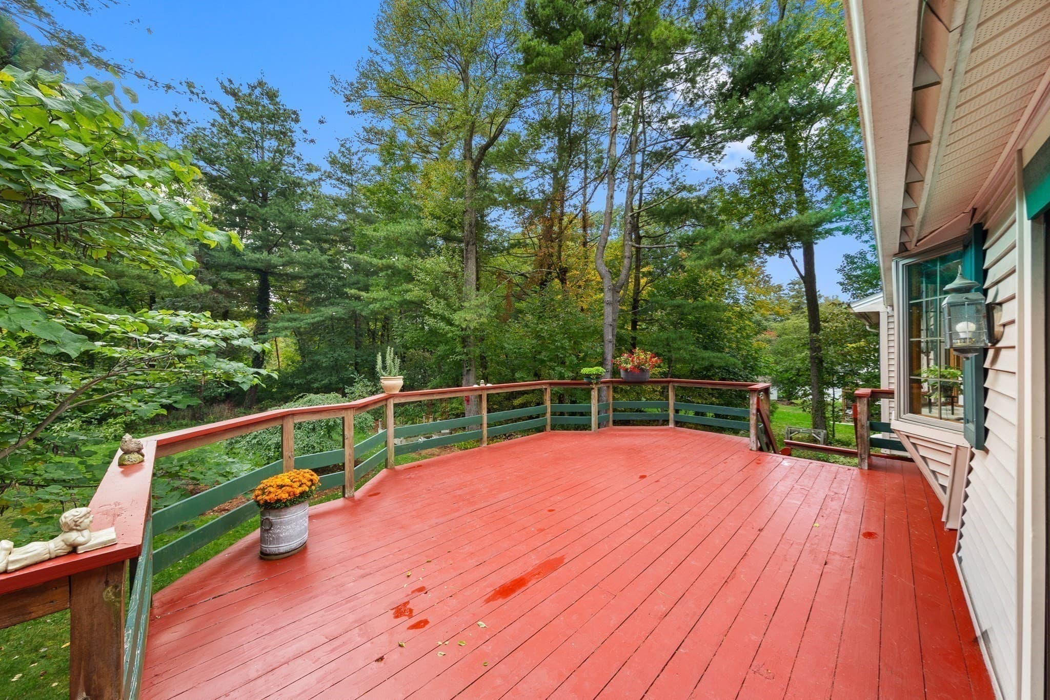 Single Family Residence at 42 Freeport Dr, Burlington MA 01803, Burlington, photo 24 of 38