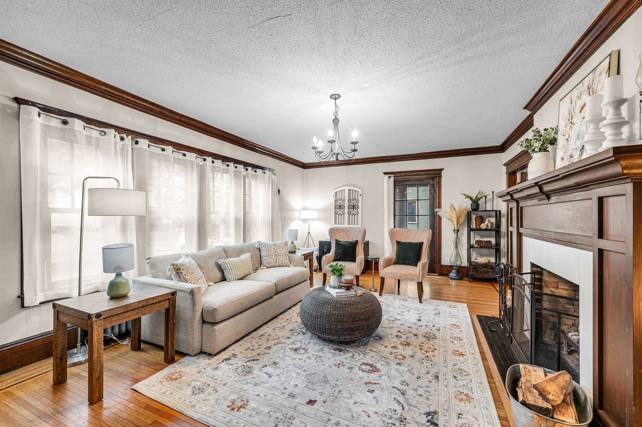 Single Family Residence at 22 S Park Ave, Longmeadow MA 01106, Longmeadow, photo 3 of 42