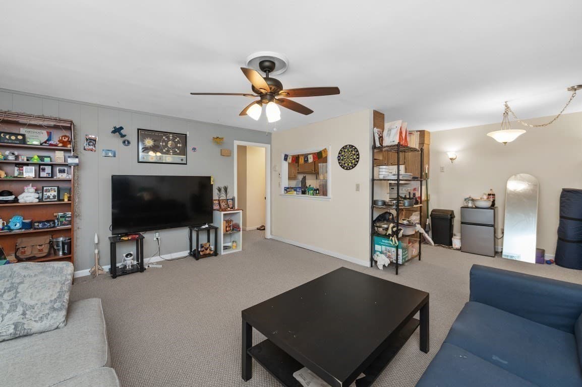 Condominium at 56 Jacqueline Rd # 8, Waltham MA 02452, Waltham, photo 6 of 19