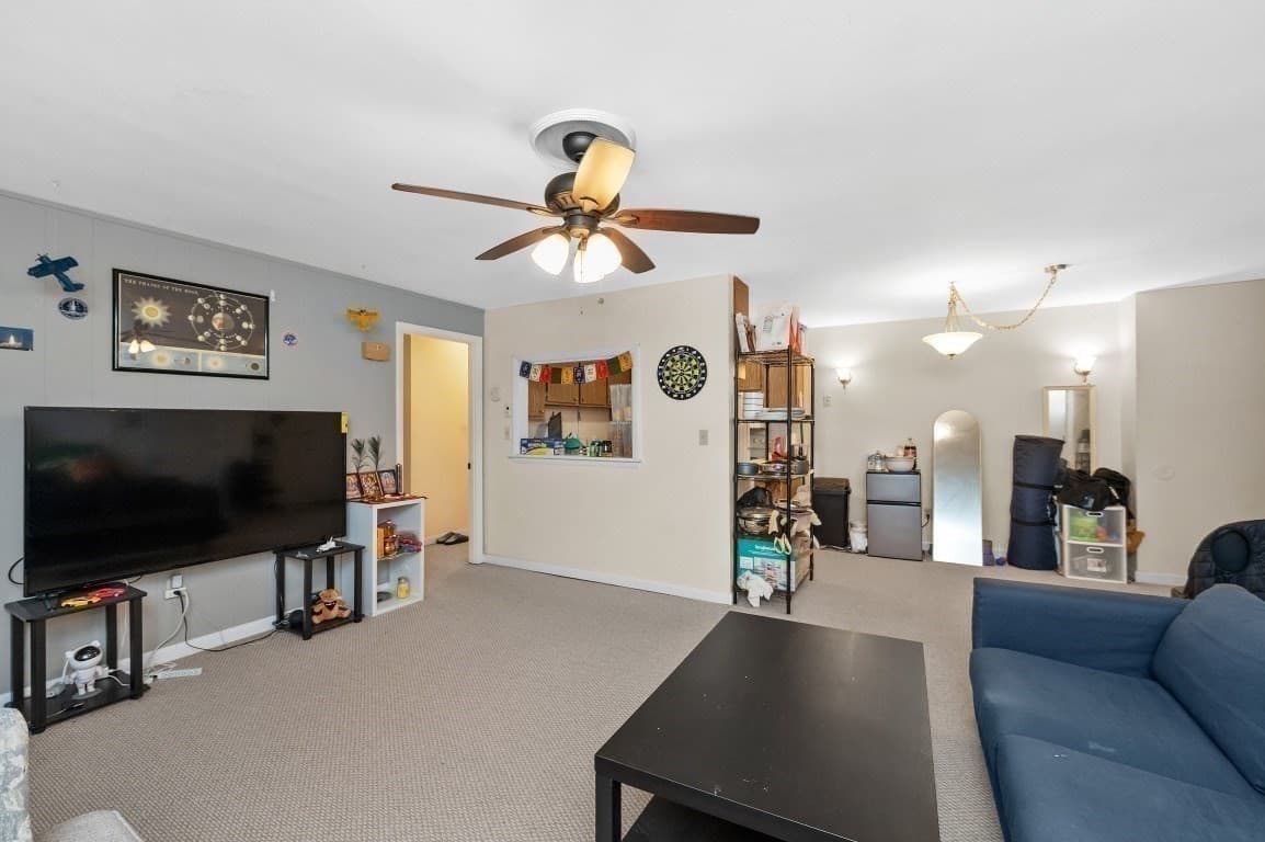 Condominium at 56 Jacqueline Rd # 8, Waltham MA 02452, Waltham, photo 7 of 19