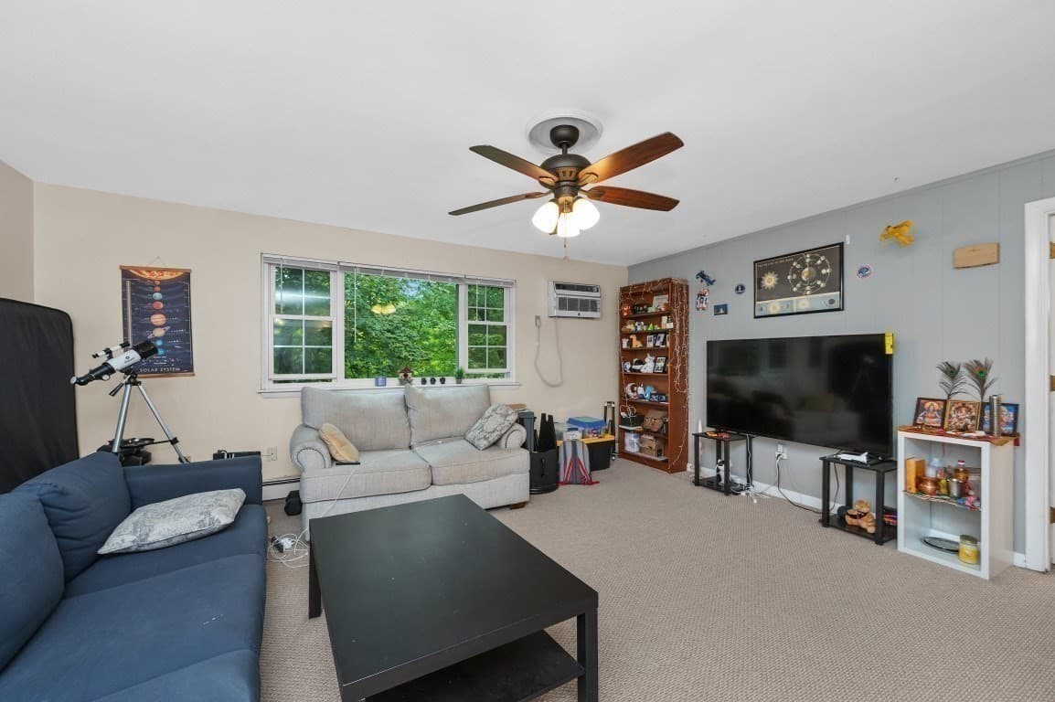 Condominium at 56 Jacqueline Rd # 8, Waltham MA 02452, Waltham, photo 9 of 19
