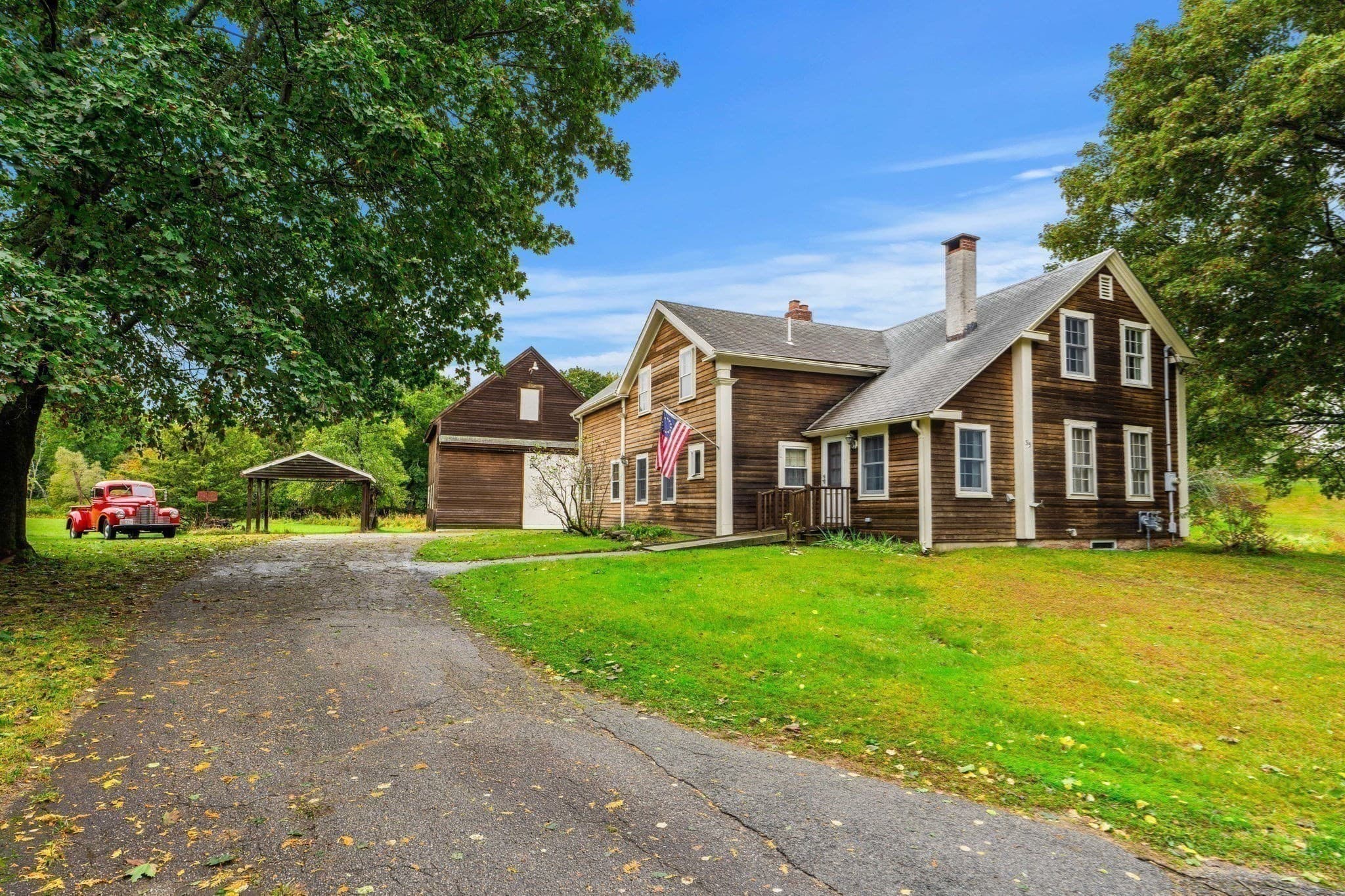 55 Garrison St, Groveland MA 01834