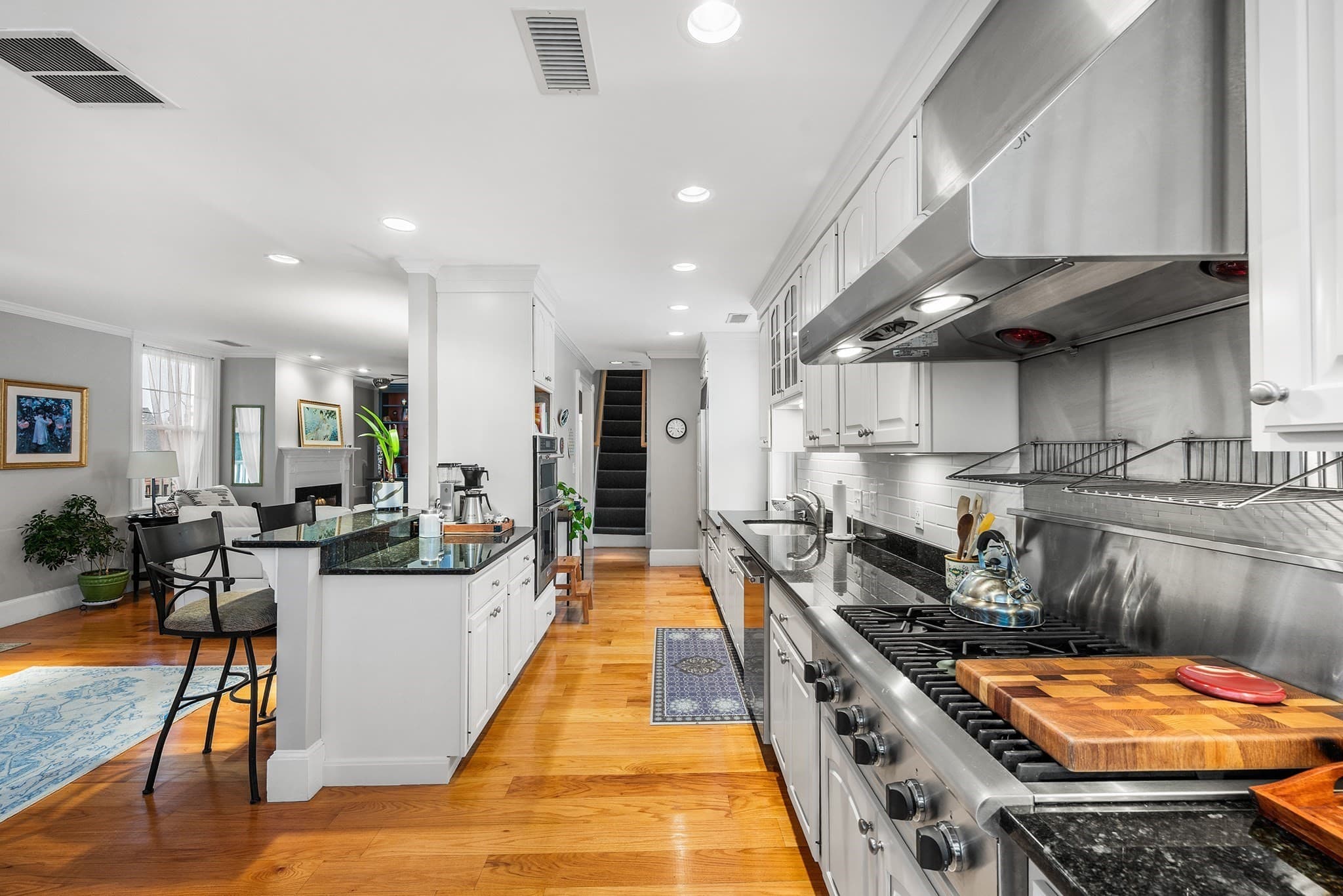 Condominium at 54 Chestnut St # 3, Boston MA 02129, Boston, photo 8 of 31