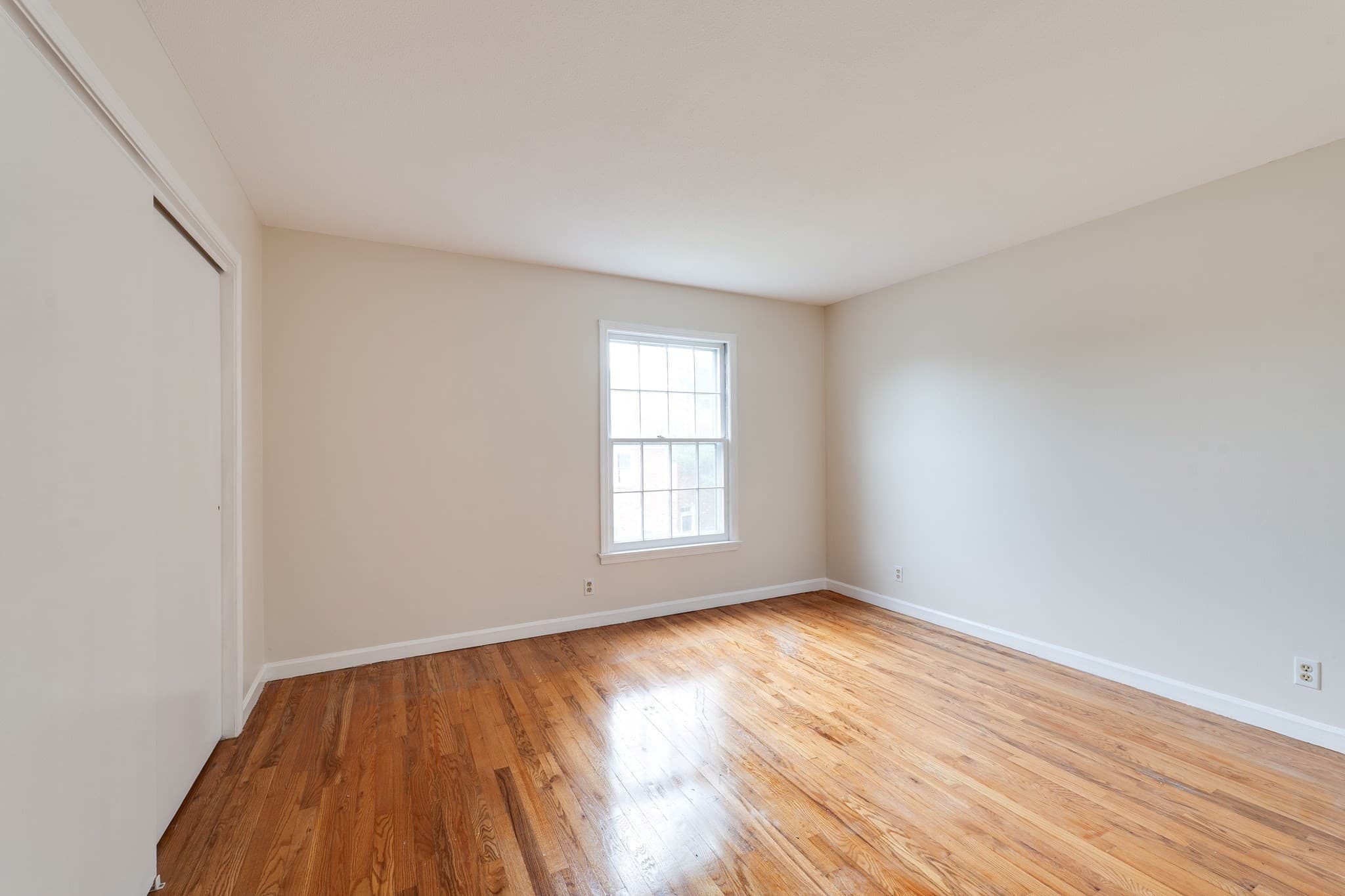 Condominium at 1173 Dickinson St # 1173, Springfield MA 01108, Springfield, photo 23 of 34