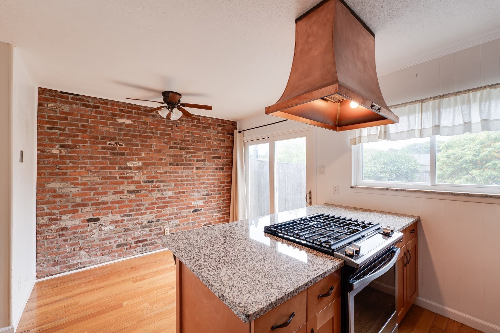 Condominium at 1173 Dickinson St # 1173, Springfield MA 01108, Springfield, photo 6 of 34