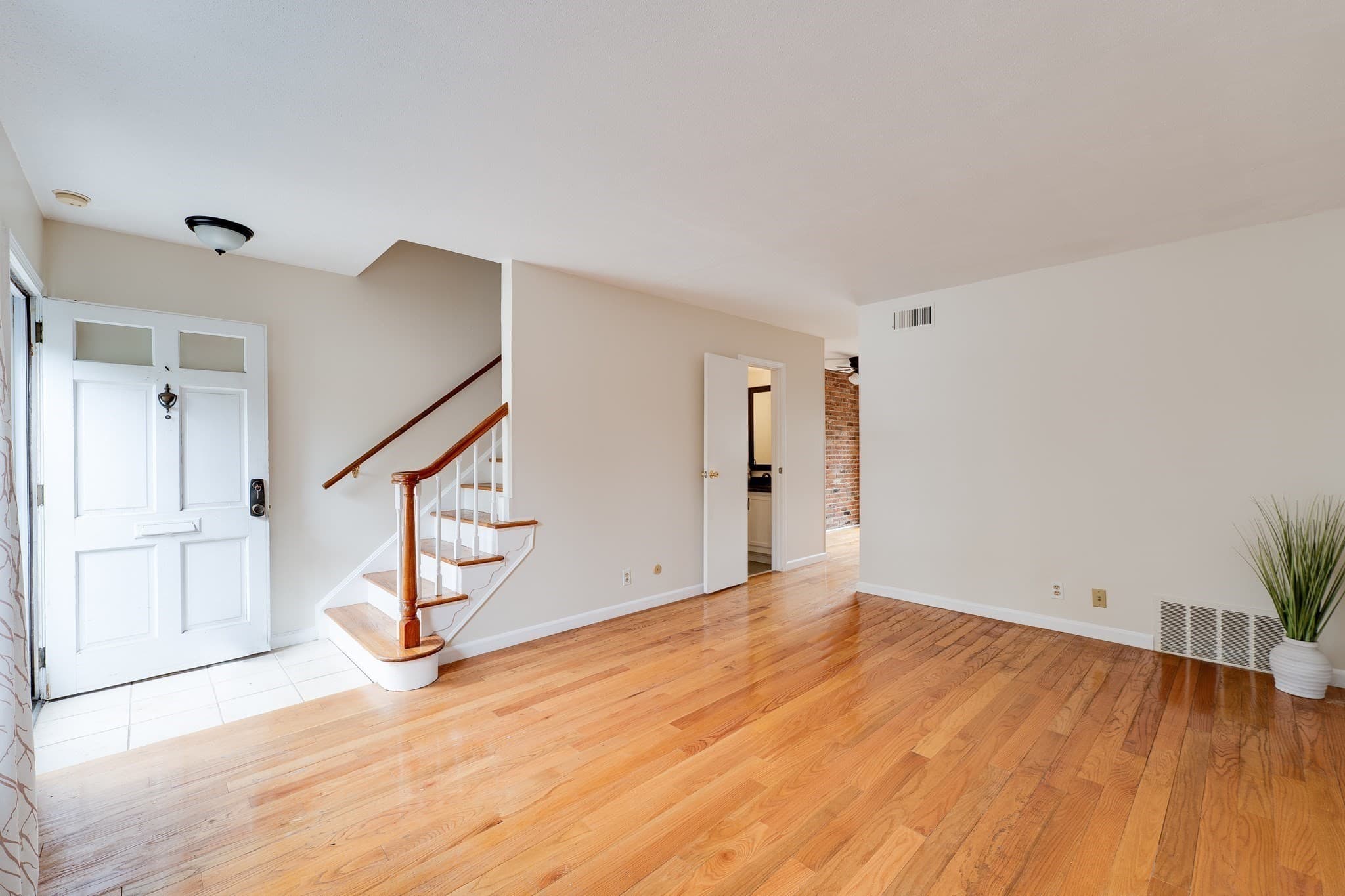 Condominium at 1173 Dickinson St # 1173, Springfield MA 01108, Springfield, photo 11 of 34