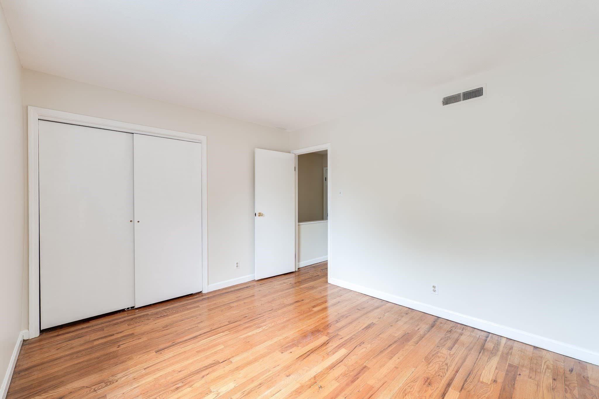 Condominium at 1173 Dickinson St # 1173, Springfield MA 01108, Springfield, photo 21 of 34