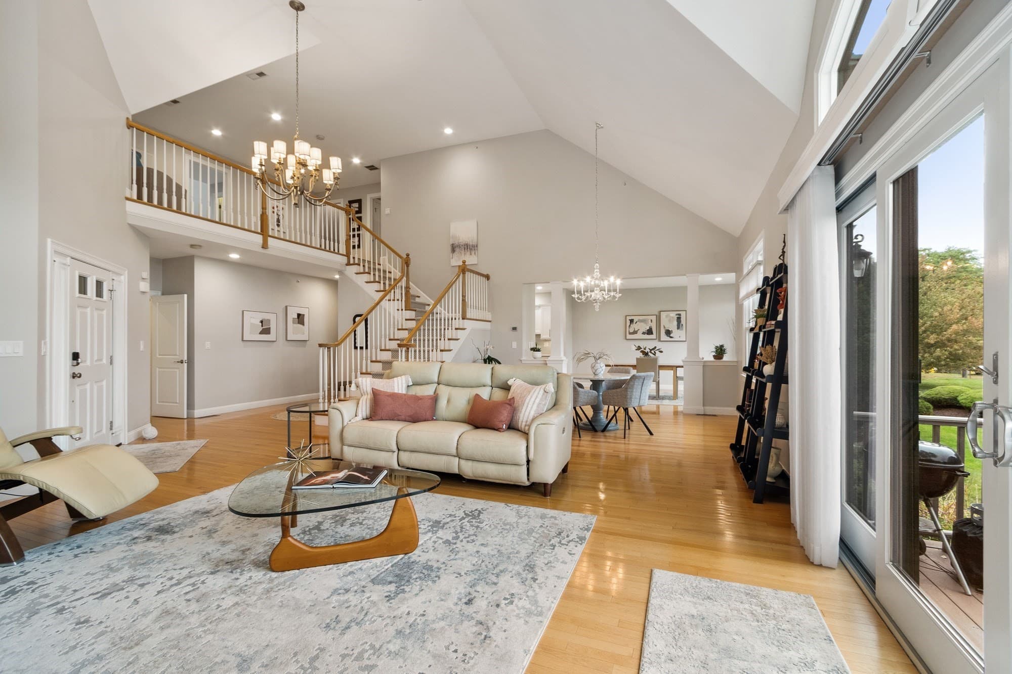 Condominium at 8 S Cottage Rd # 8, Belmont MA 02478, Belmont, photo 5 of 41
