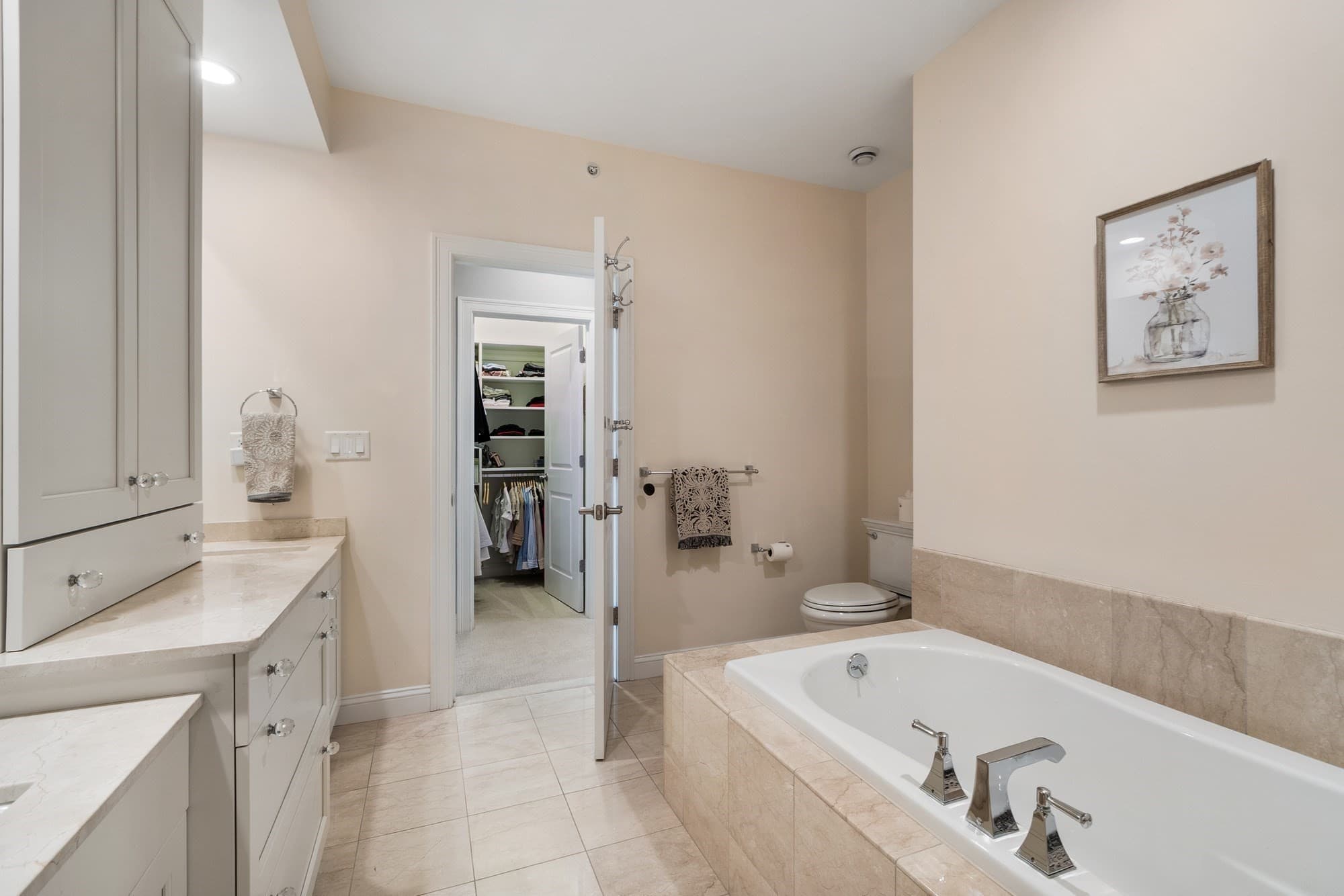 Condominium at 8 S Cottage Rd # 8, Belmont MA 02478, Belmont, photo 20 of 41