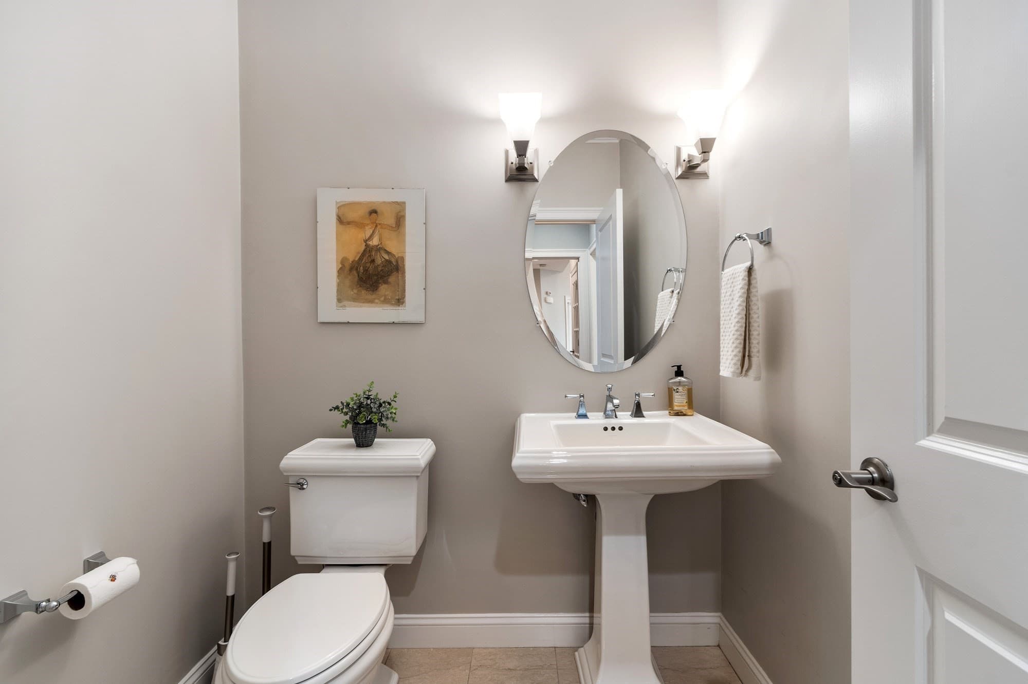 Condominium at 8 S Cottage Rd # 8, Belmont MA 02478, Belmont, photo 15 of 41