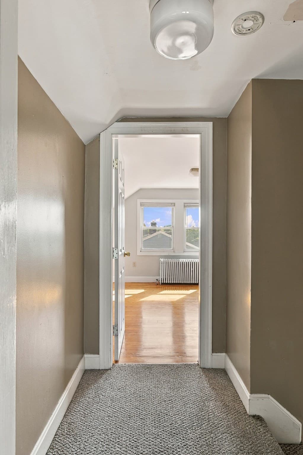 Single Family Residence at 136 Durfee Road, Tiverton RI 02878, Tiverton, photo 20 of 39