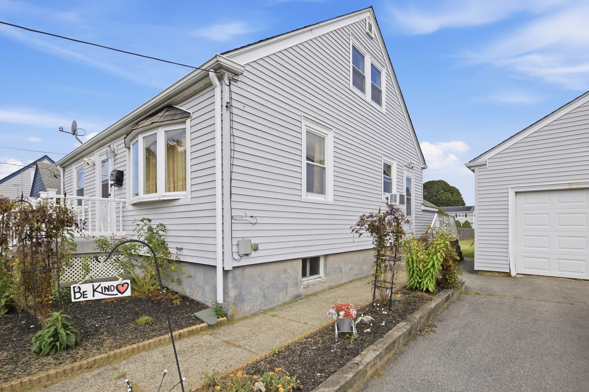 Single Family Residence at 136 Durfee Road, Tiverton RI 02878, Tiverton, photo 39 of 39