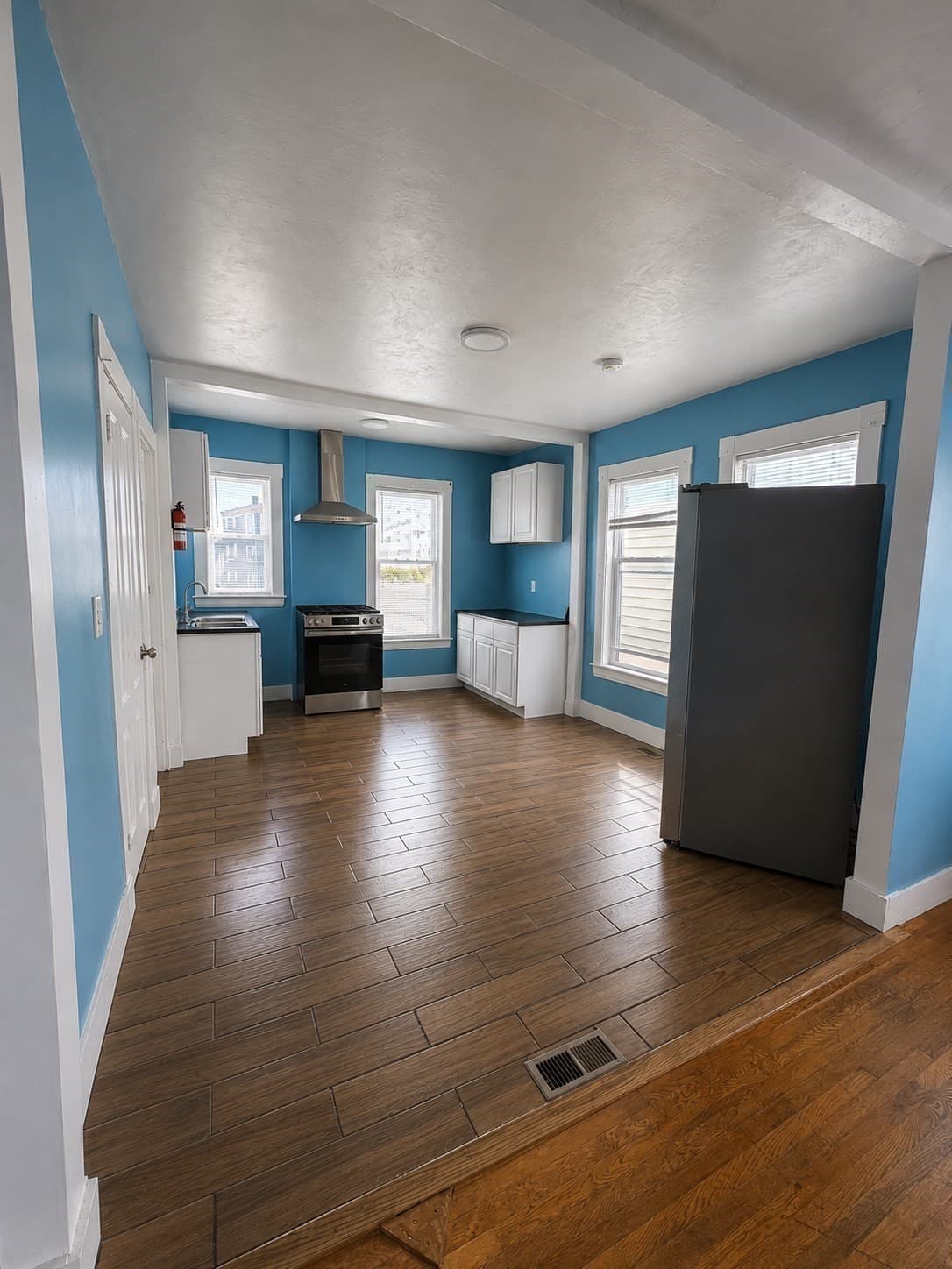 Multi Family at 16 Estes Street, Lynn MA 01902, Lynn, photo 13 of 19