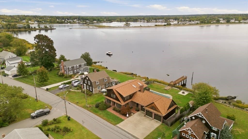 Single Family Residence at 68 Seaview Ave, Swansea MA 02777, Swansea, photo 37 of 40