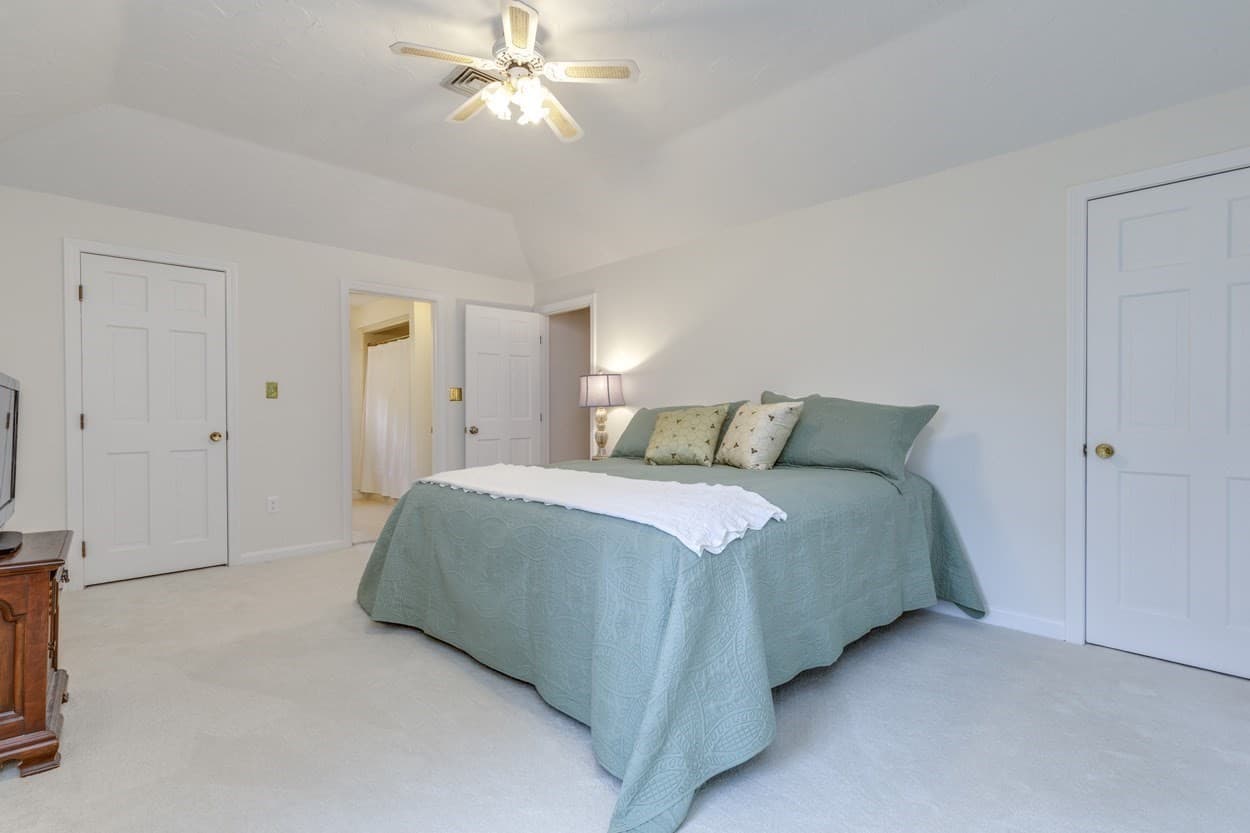 Single Family Residence at 6 Arbor Glen Ln, Methuen MA 01844, Methuen, photo 21 of 36