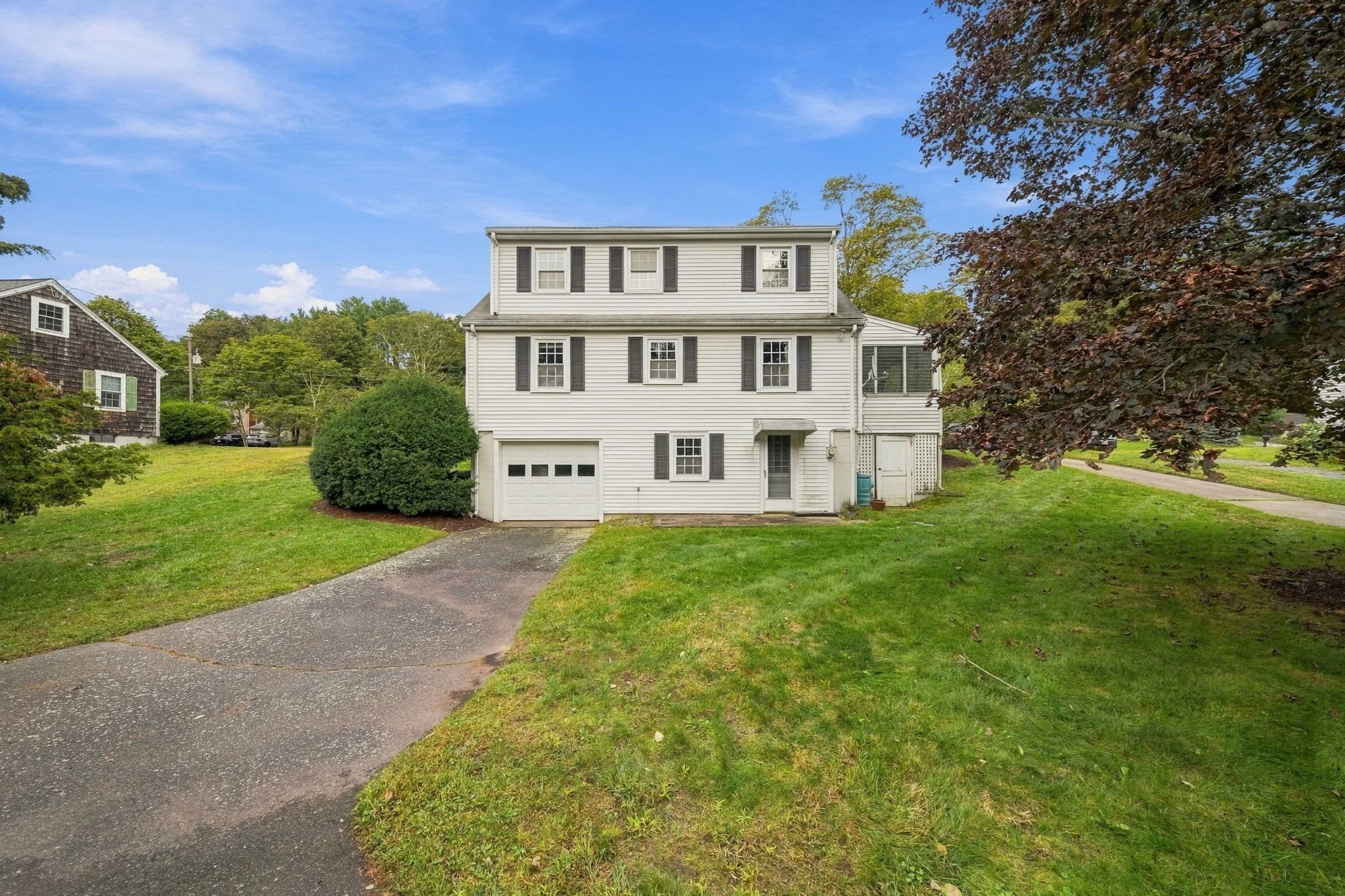 Single Family Residence at 12 Riverside Dr, Kingston MA 02364, Kingston, photo 2 of 29