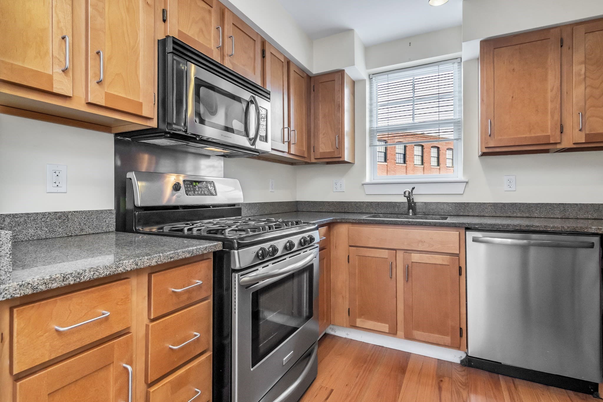 Condominium at 120 Library Street # 120, Chelsea MA 02150, Chelsea, photo 6 of 32
