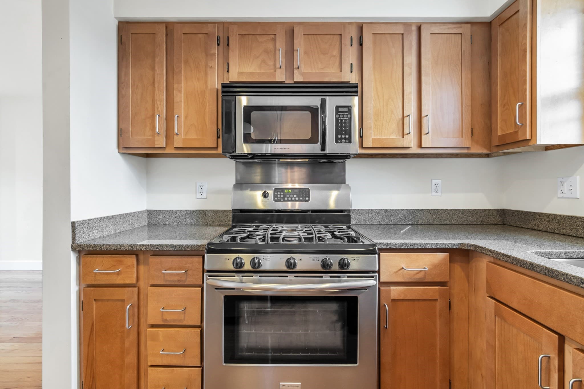 Condominium at 120 Library Street # 120, Chelsea MA 02150, Chelsea, photo 7 of 32