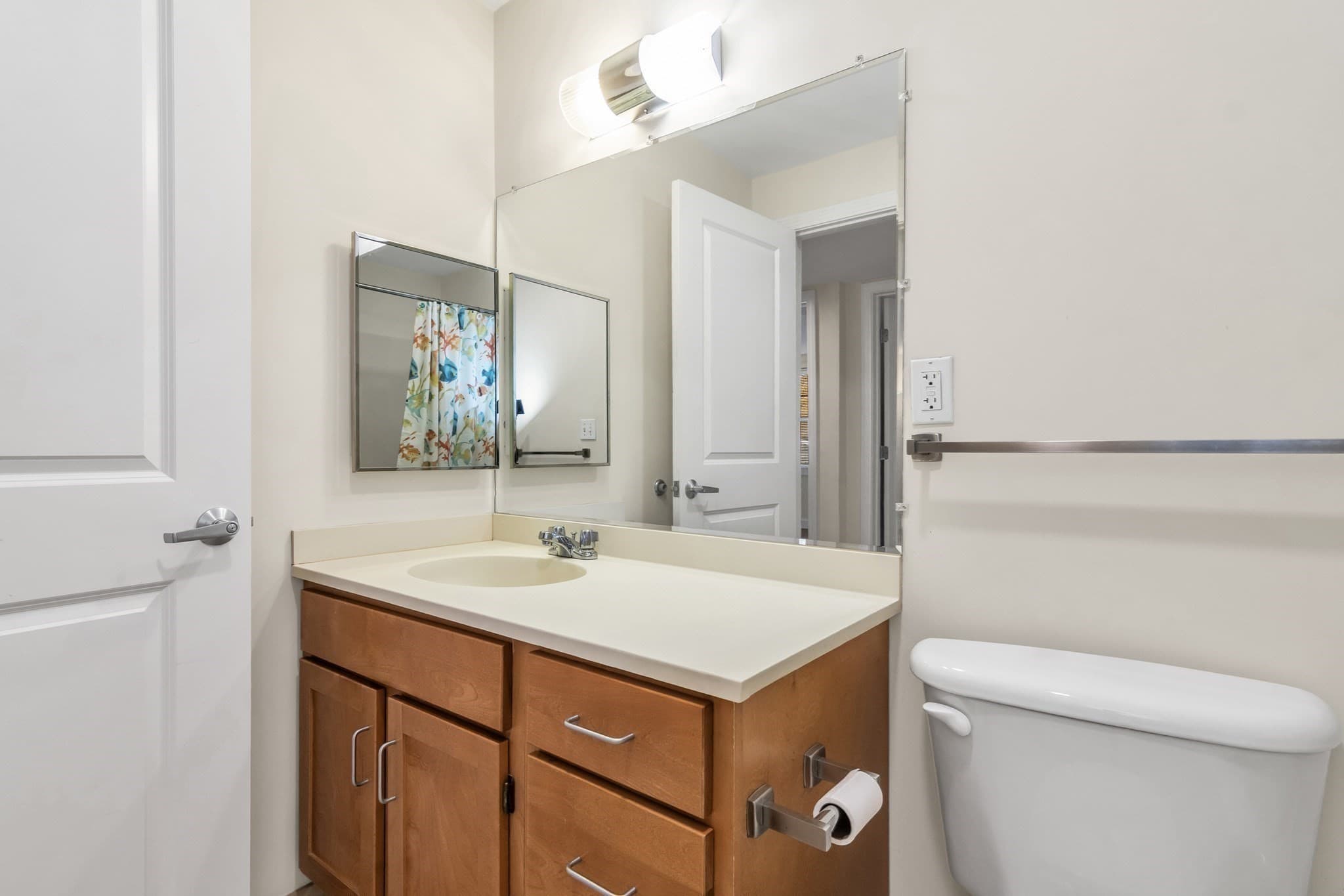 Condominium at 120 Library Street # 120, Chelsea MA 02150, Chelsea, photo 24 of 32