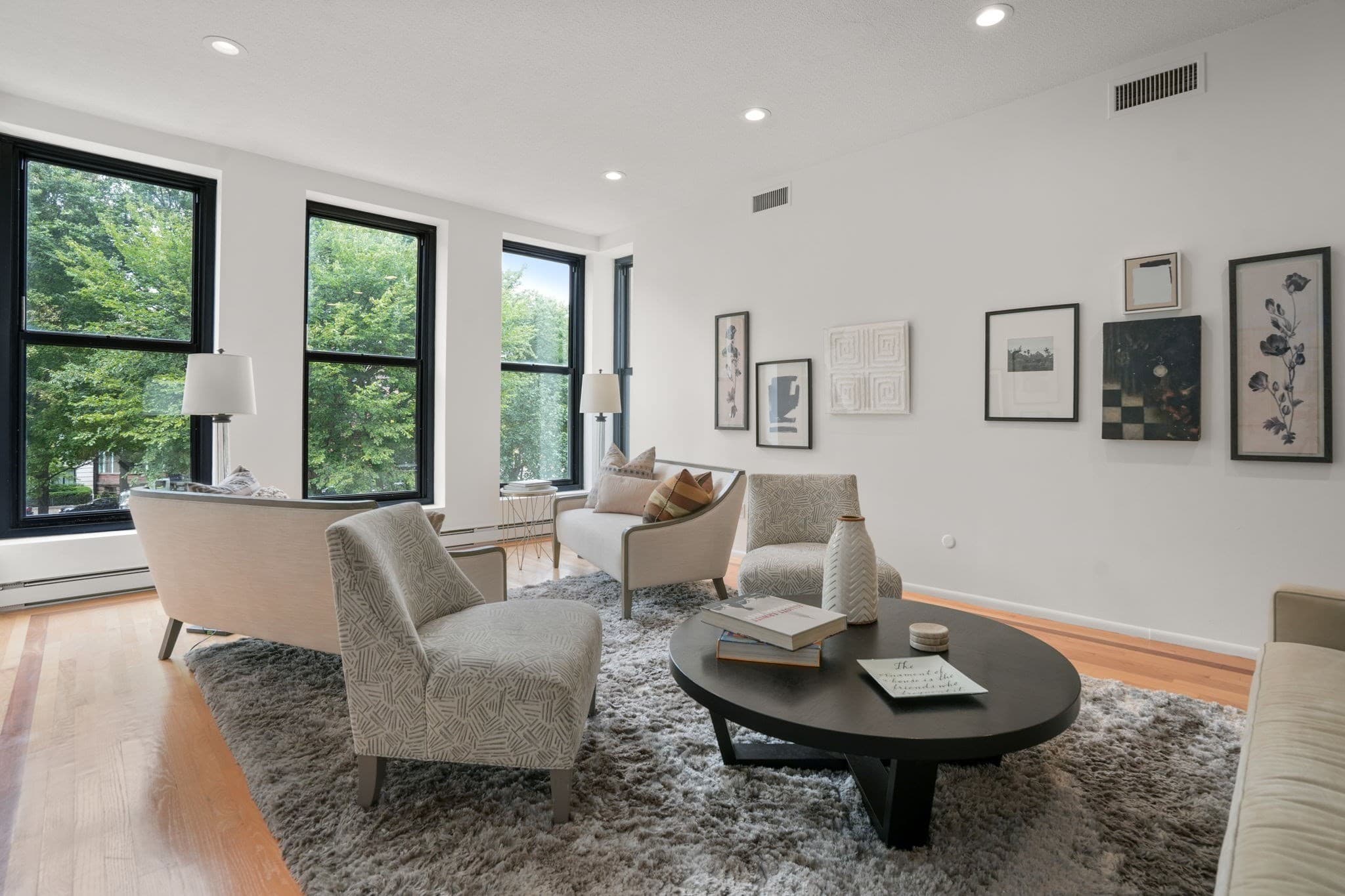 Condominium at 160 Commonwealth Avenue # 218, Boston MA 02116, Boston, photo 5 of 28