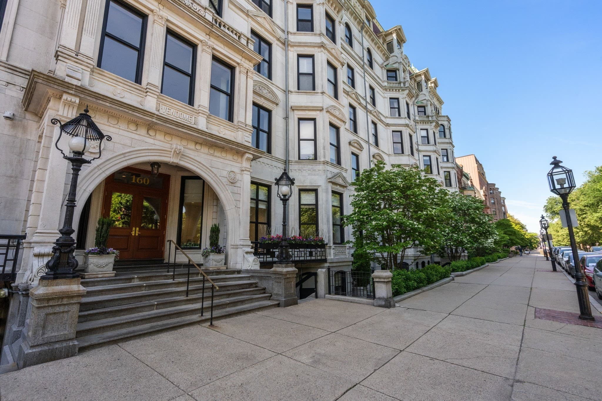 Condominium at 160 Commonwealth Avenue # 218, Boston MA 02116, Boston, photo 24 of 28