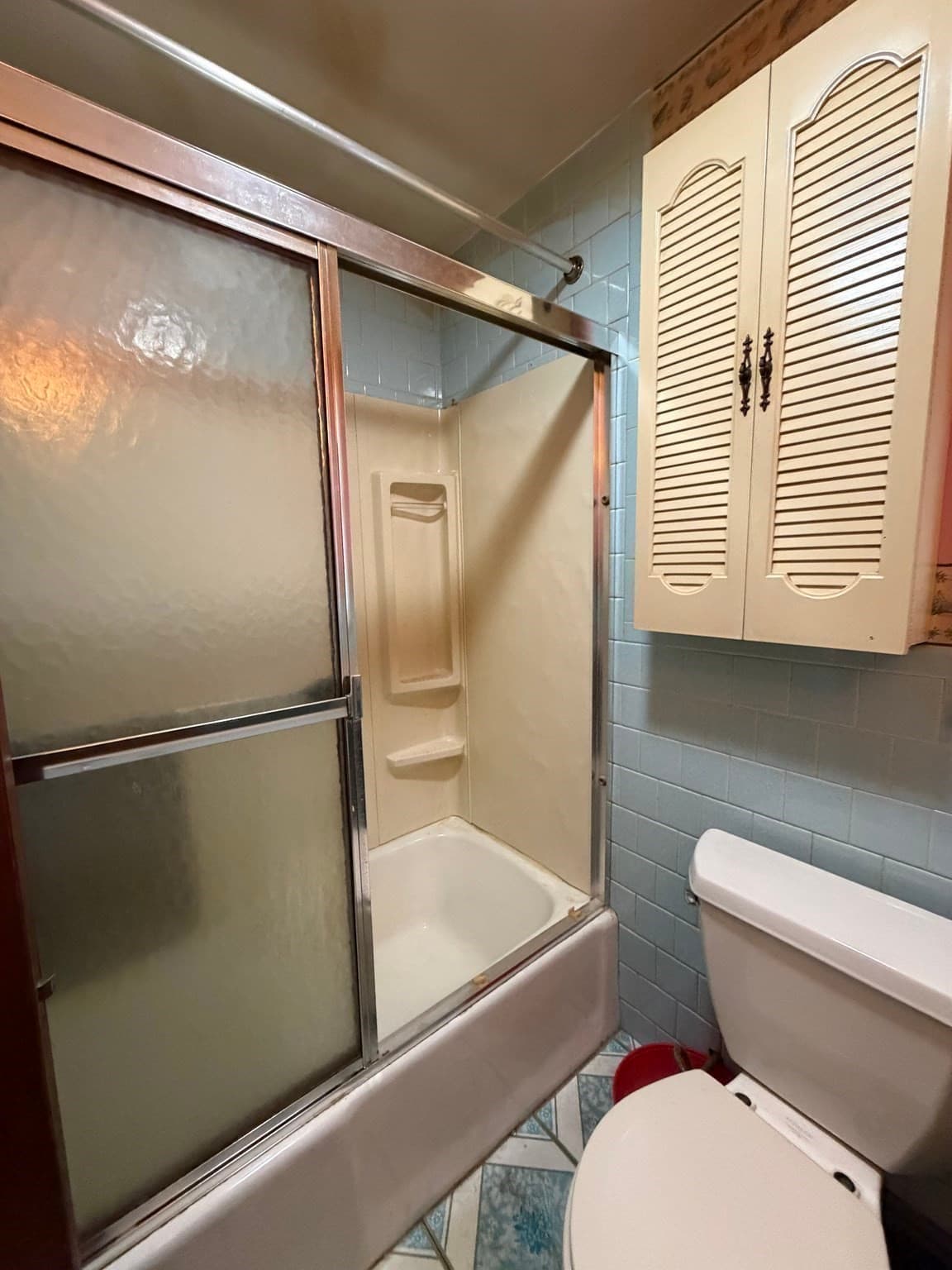 Single Family Residence at 27 Dillon St, Worcester MA 01604, Worcester, photo 16 of 34