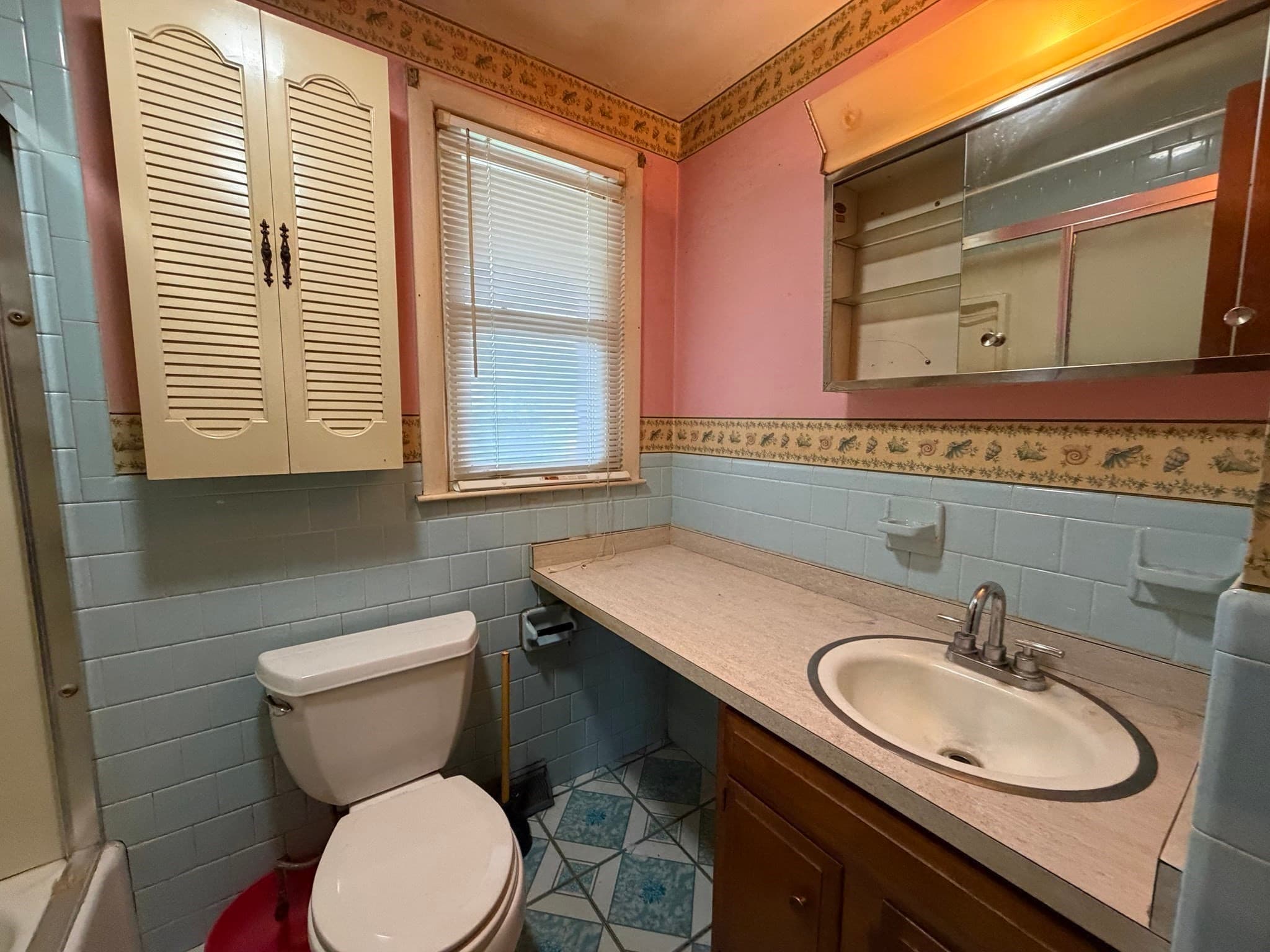 Single Family Residence at 27 Dillon St, Worcester MA 01604, Worcester, photo 15 of 34
