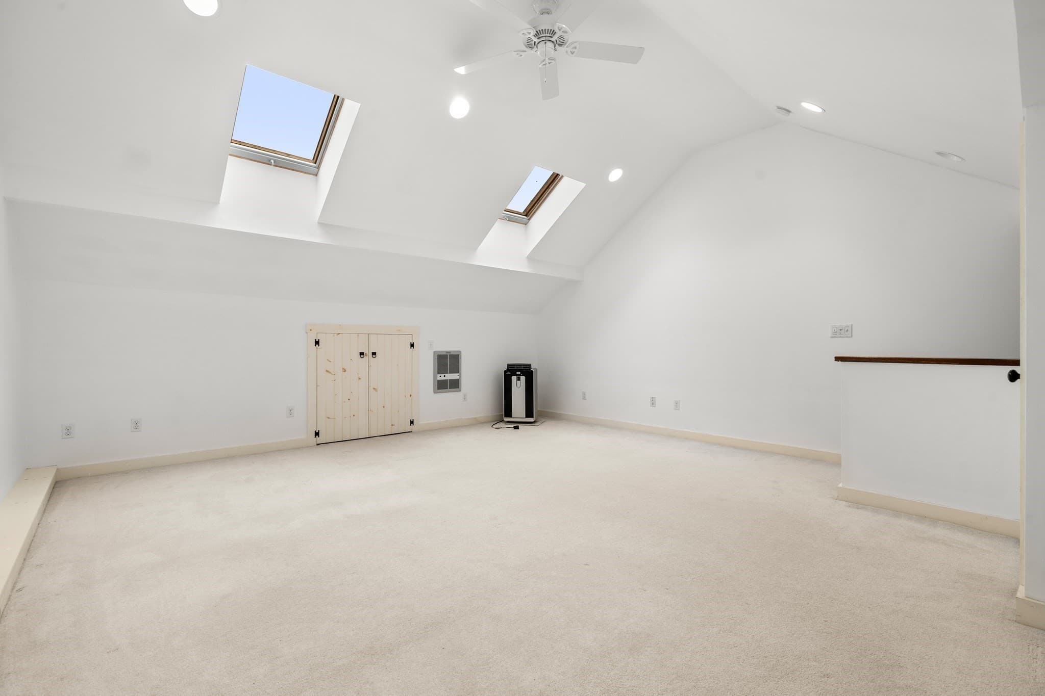 Condominium at 40 Washington Grn # 40, Walpole MA 02032, Walpole, photo 24 of 42