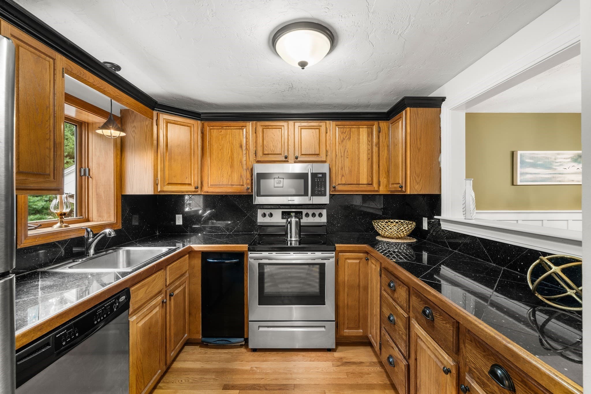 Condominium at 40 Washington Grn # 40, Walpole MA 02032, Walpole, photo 11 of 42