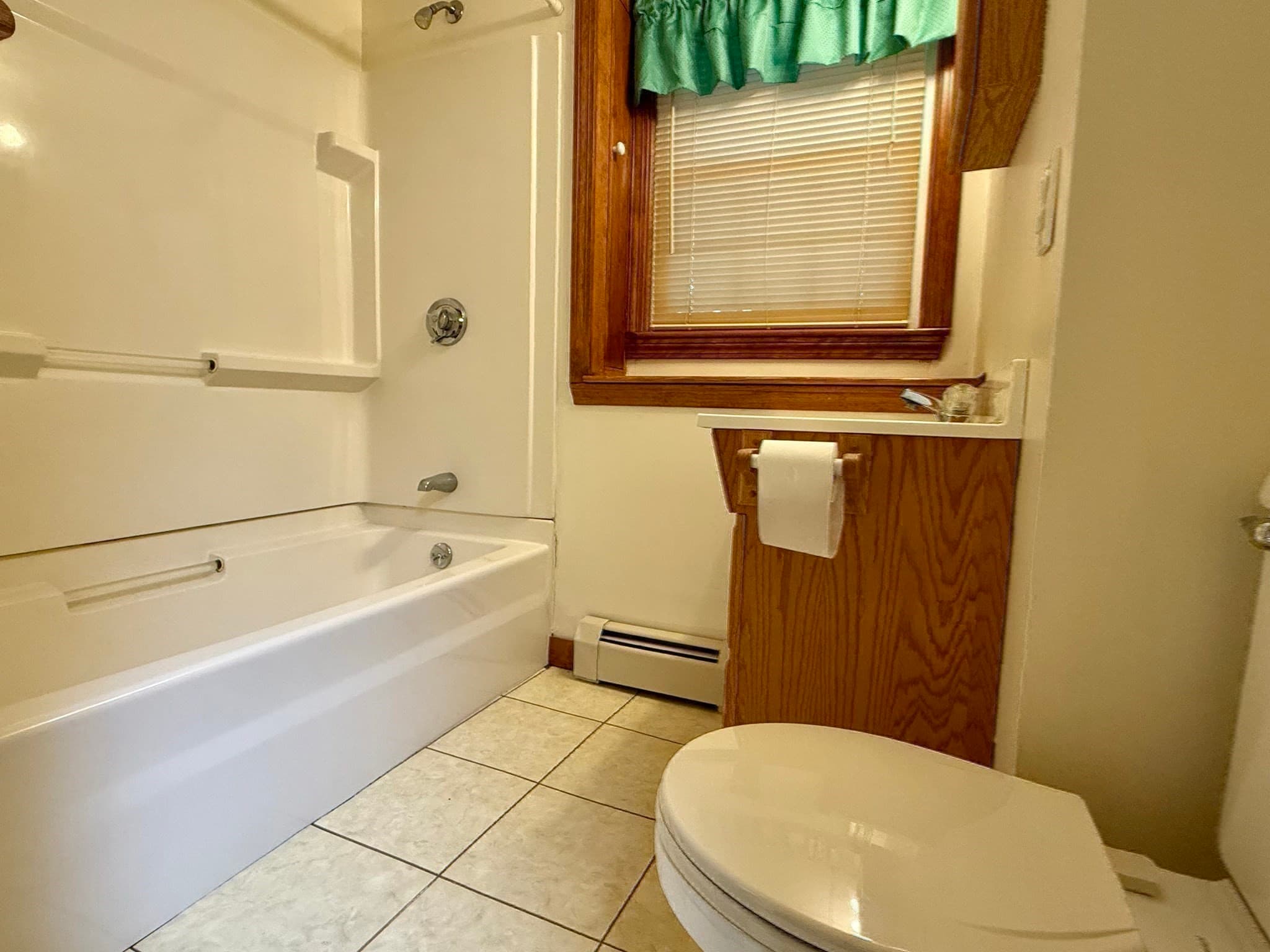 Single Family Residence at 66 Debbie Dr, Leominster MA 01453, Leominster, photo 36 of 42