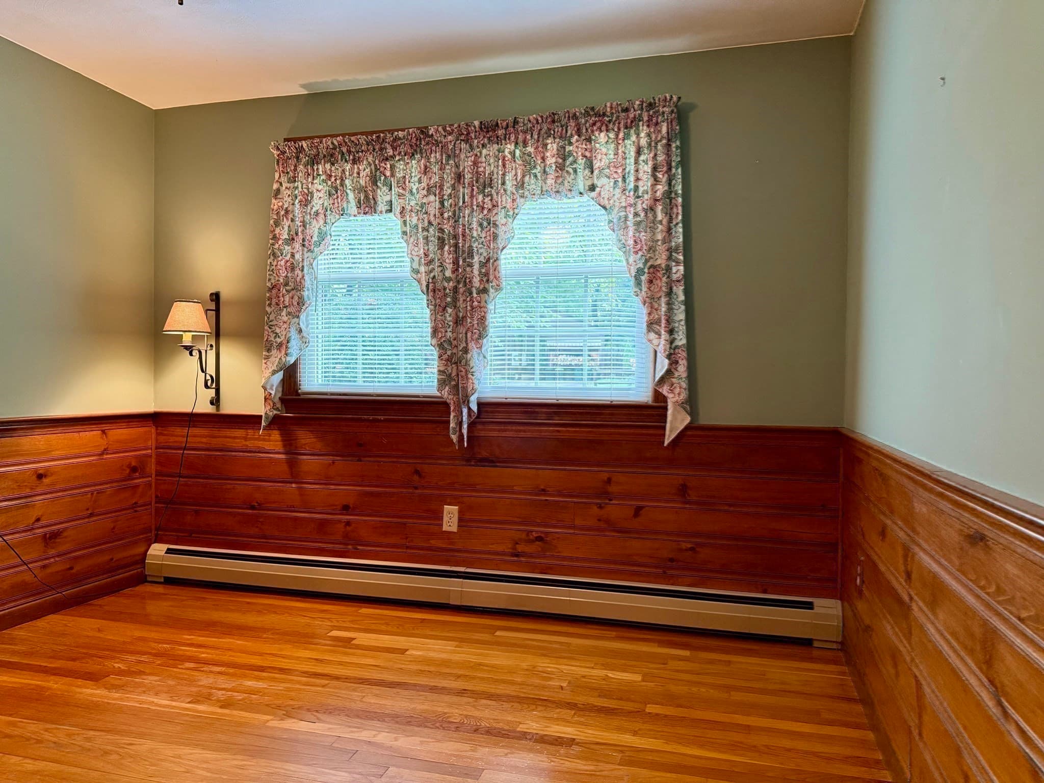Single Family Residence at 66 Debbie Dr, Leominster MA 01453, Leominster, photo 24 of 42