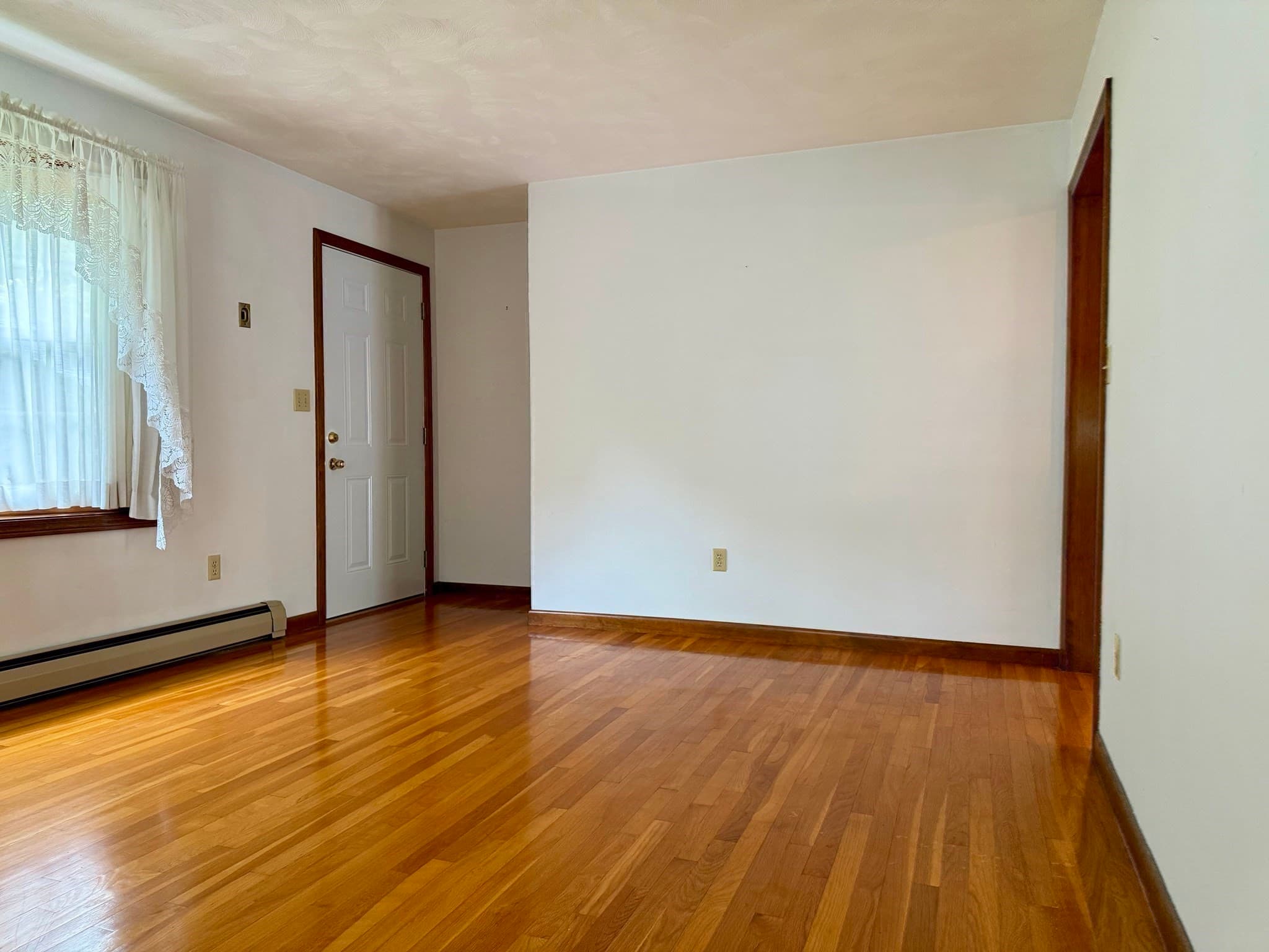 Single Family Residence at 66 Debbie Dr, Leominster MA 01453, Leominster, photo 18 of 42